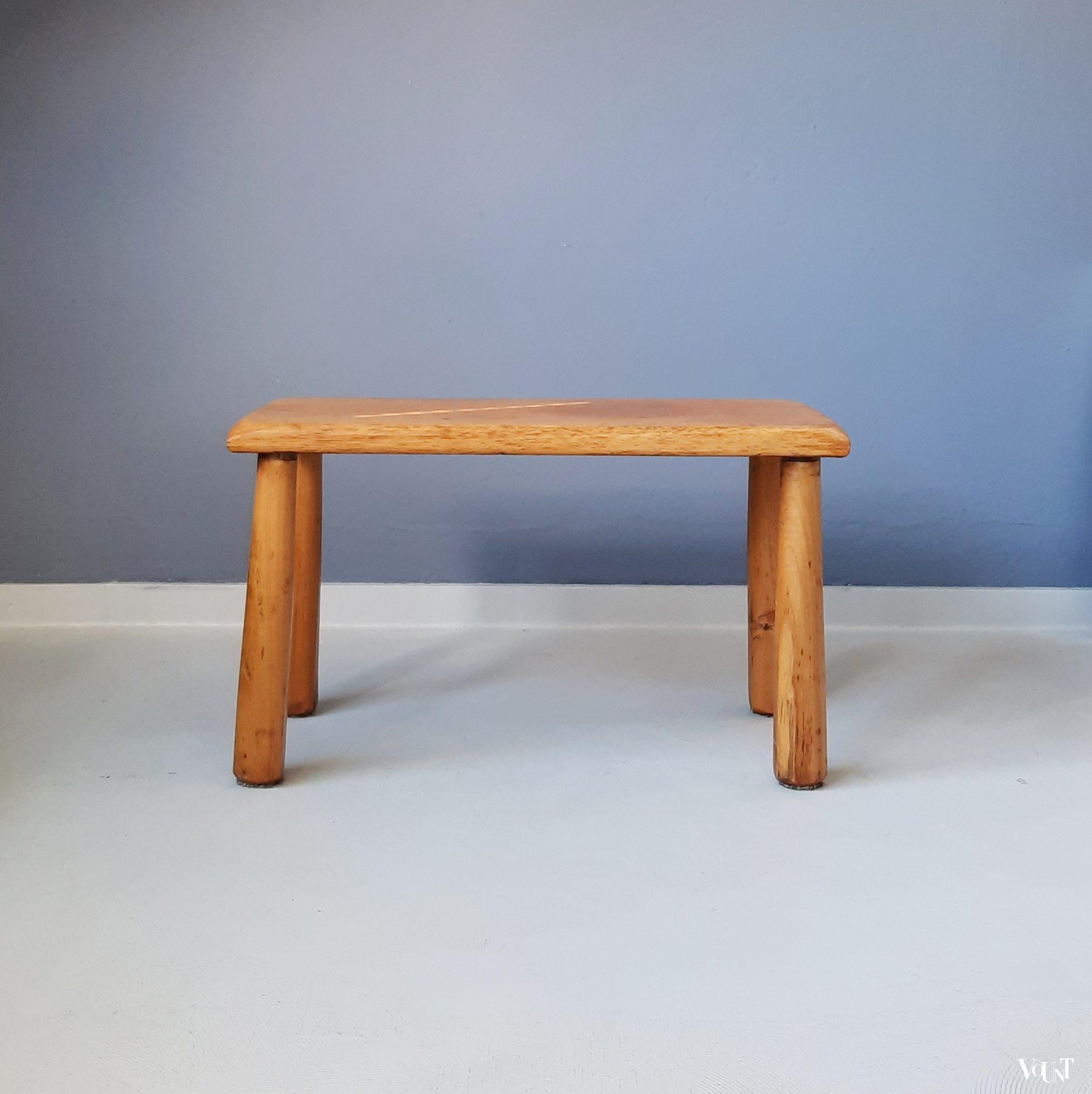 Brutalist eikenhouten bijzettafeltje, jaren '60