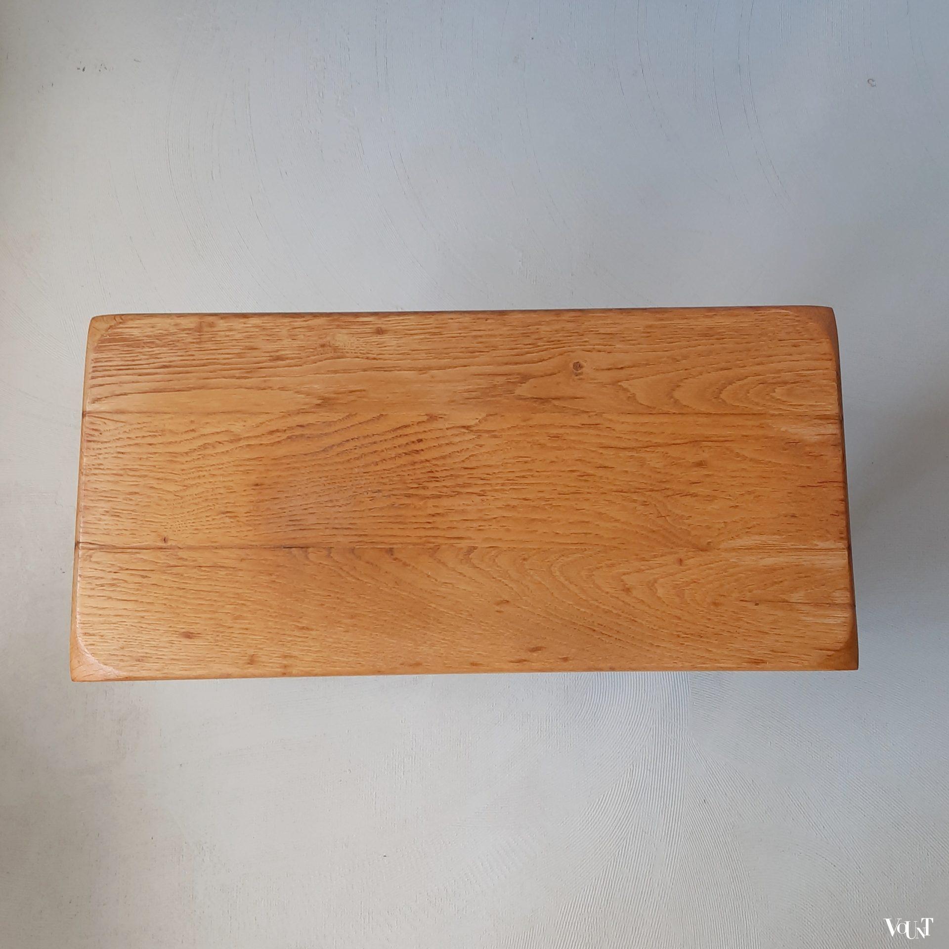 Brutalist eikenhouten bijzettafeltje, jaren '60