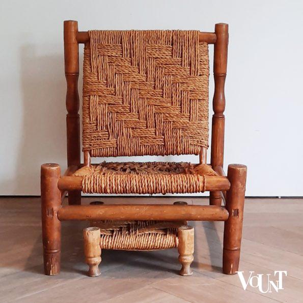Lage fauteuil hout en touw met voetenbankje, jaren '60/'70