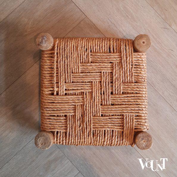 Lage fauteuil hout en touw met voetenbankje, jaren '60/'70
