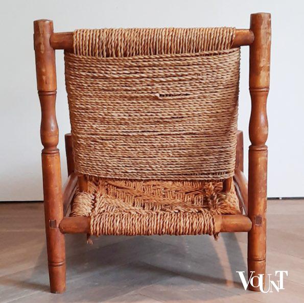 Lage fauteuil hout en touw met voetenbankje, jaren '60/'70