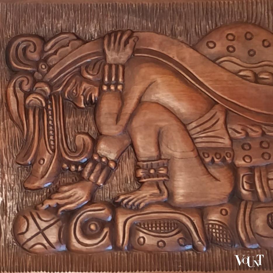 Houten bewerkte salontafel, Honduras, ca. jaren '60