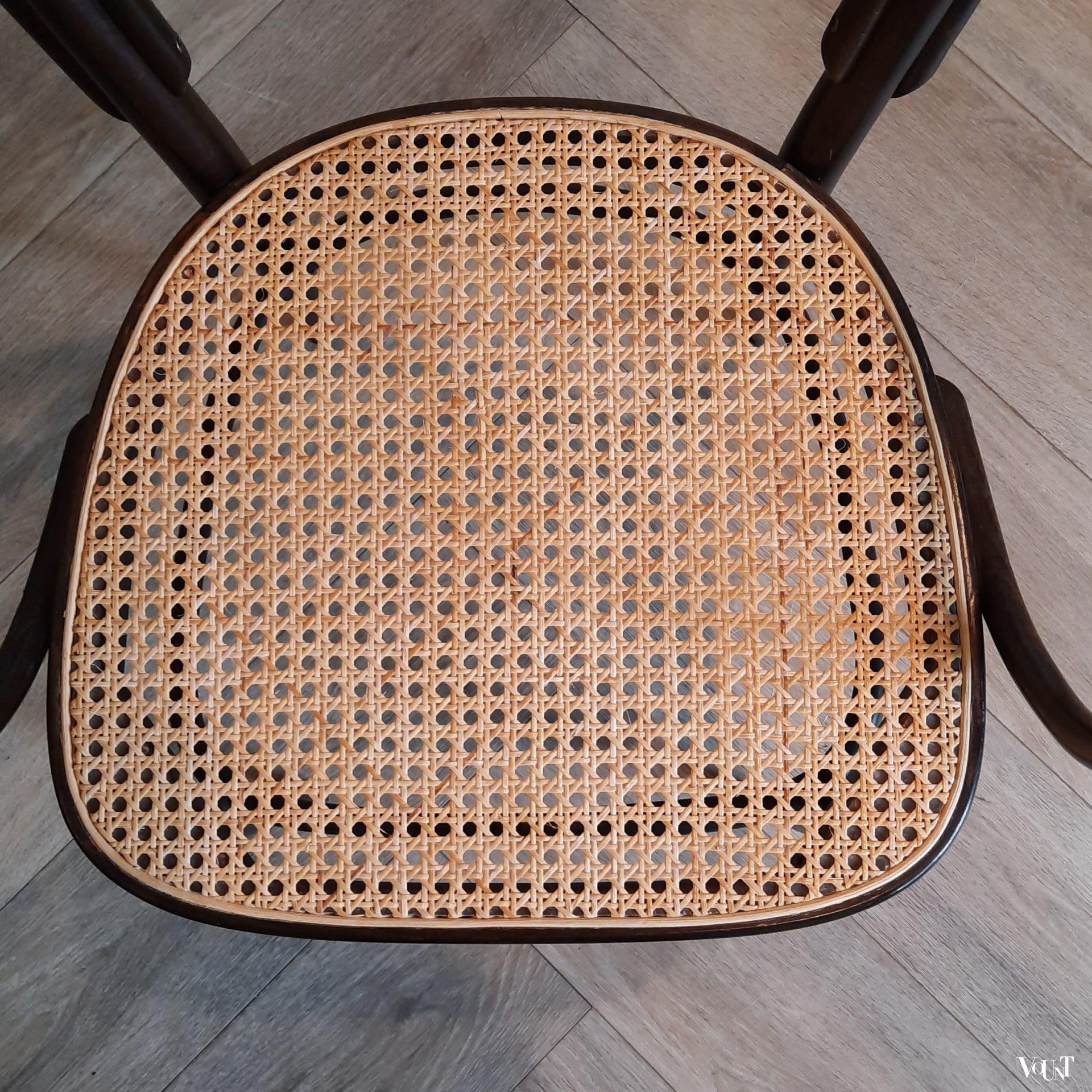 Set van 4 Thonet-stoelen nr. 214, jaren '70