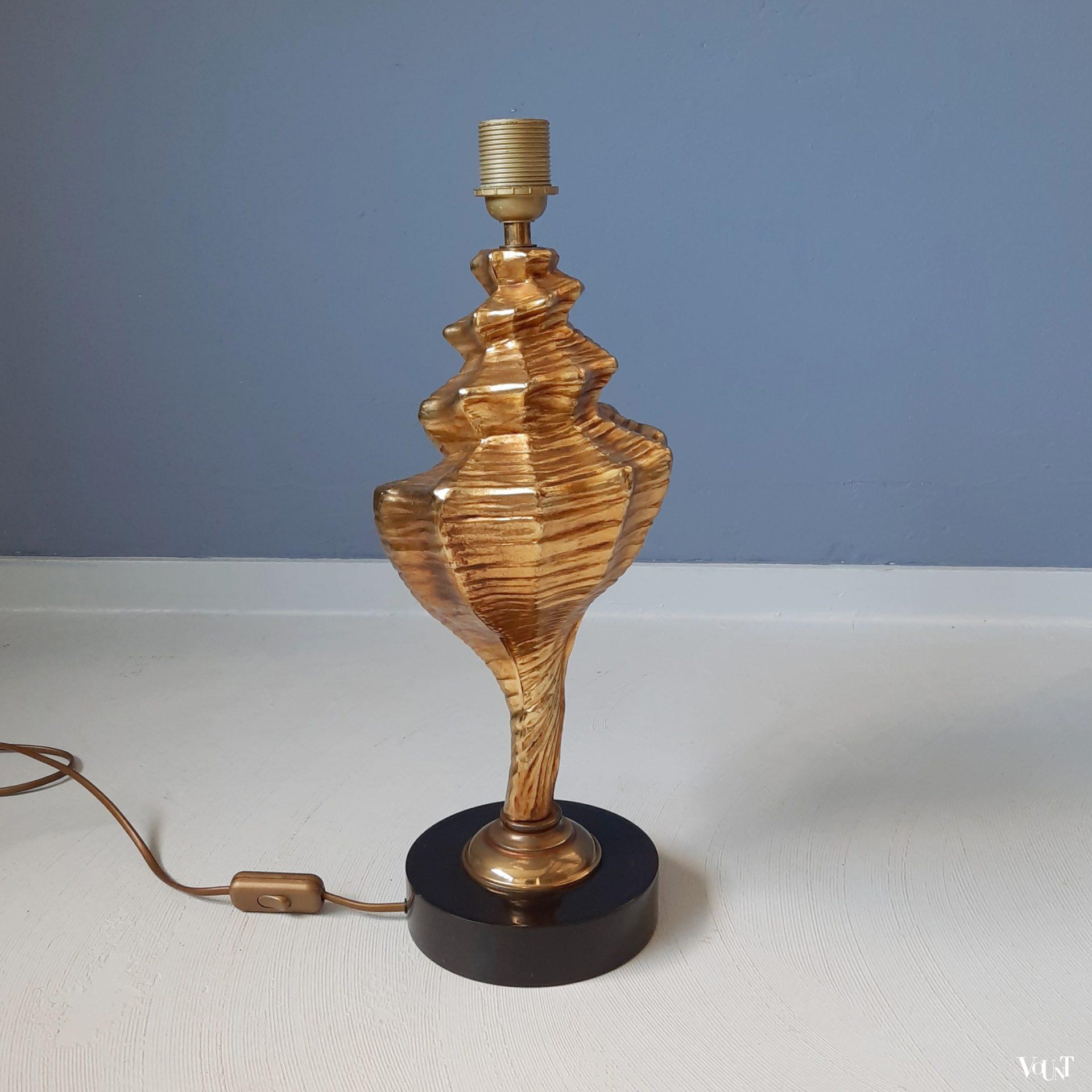 Tafellamp met messing hoornschelp, jaren '70