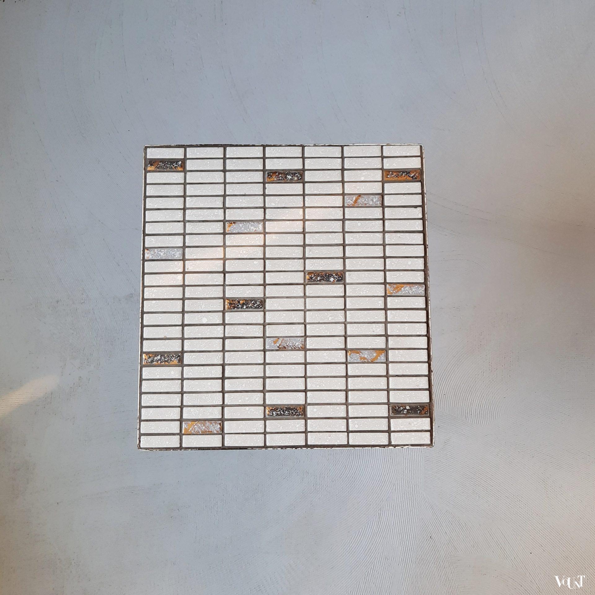 Vintage mozaïektafeltje met hairpinpootjes, jaren '50