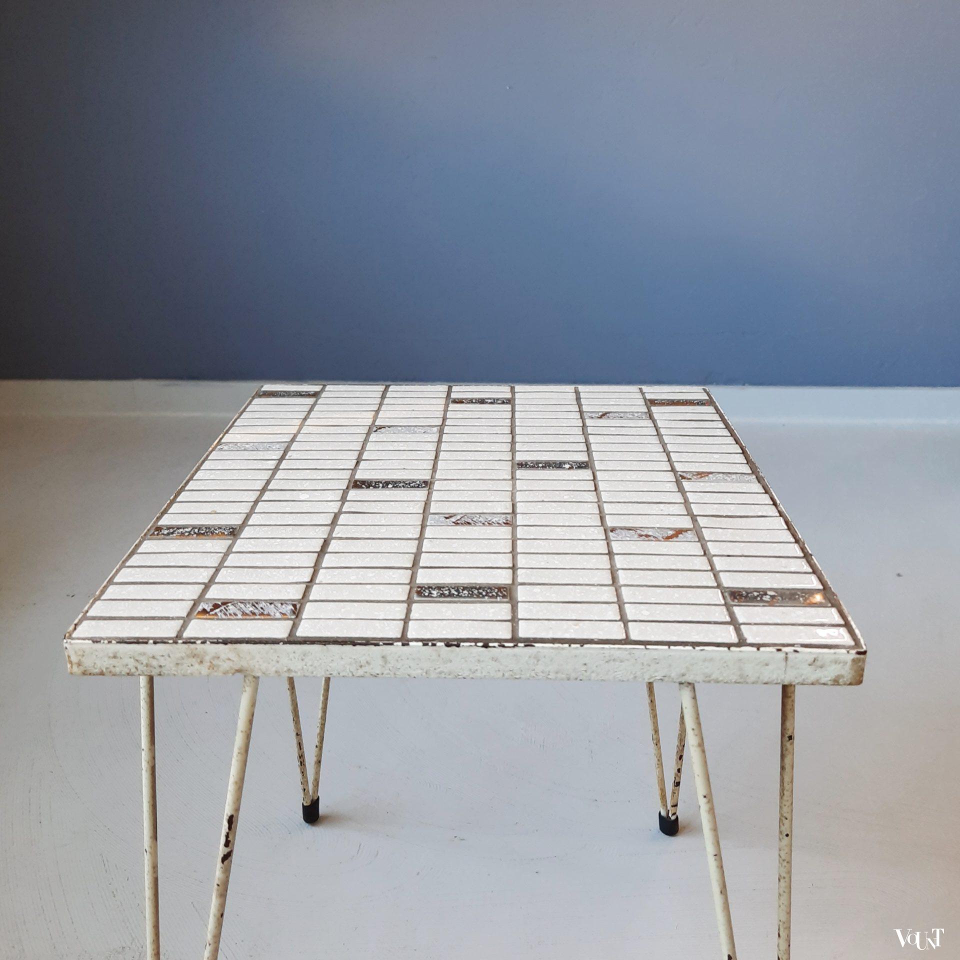 Vintage mozaïektafeltje met hairpinpootjes, jaren '50