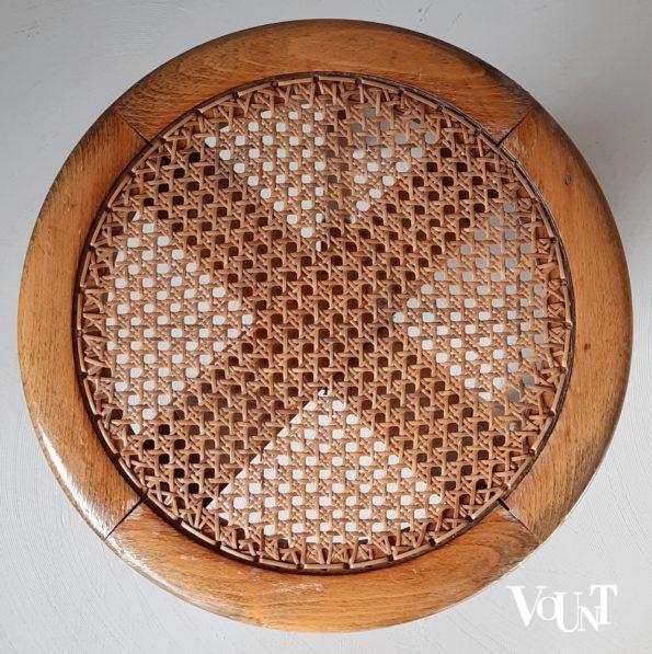 Houten pianokruk met rotan zitting, jaren '50