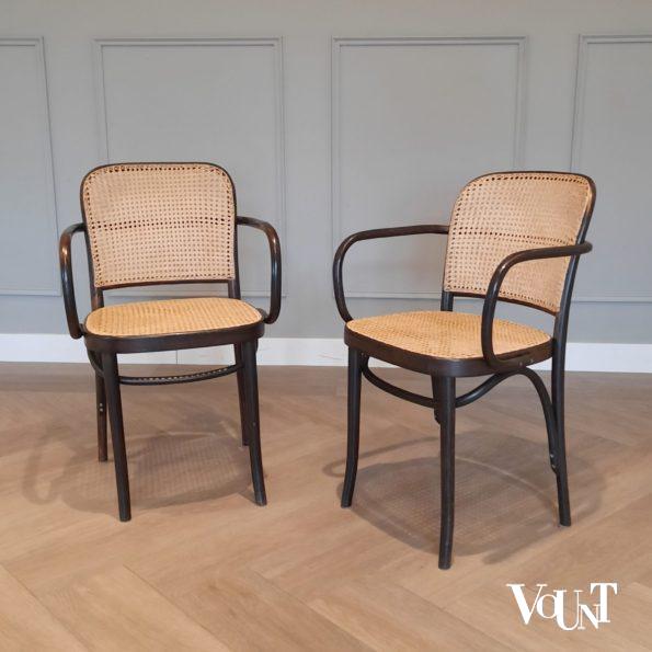 Set van 2 Praag of 811 stoelen, FMG, jaren '60