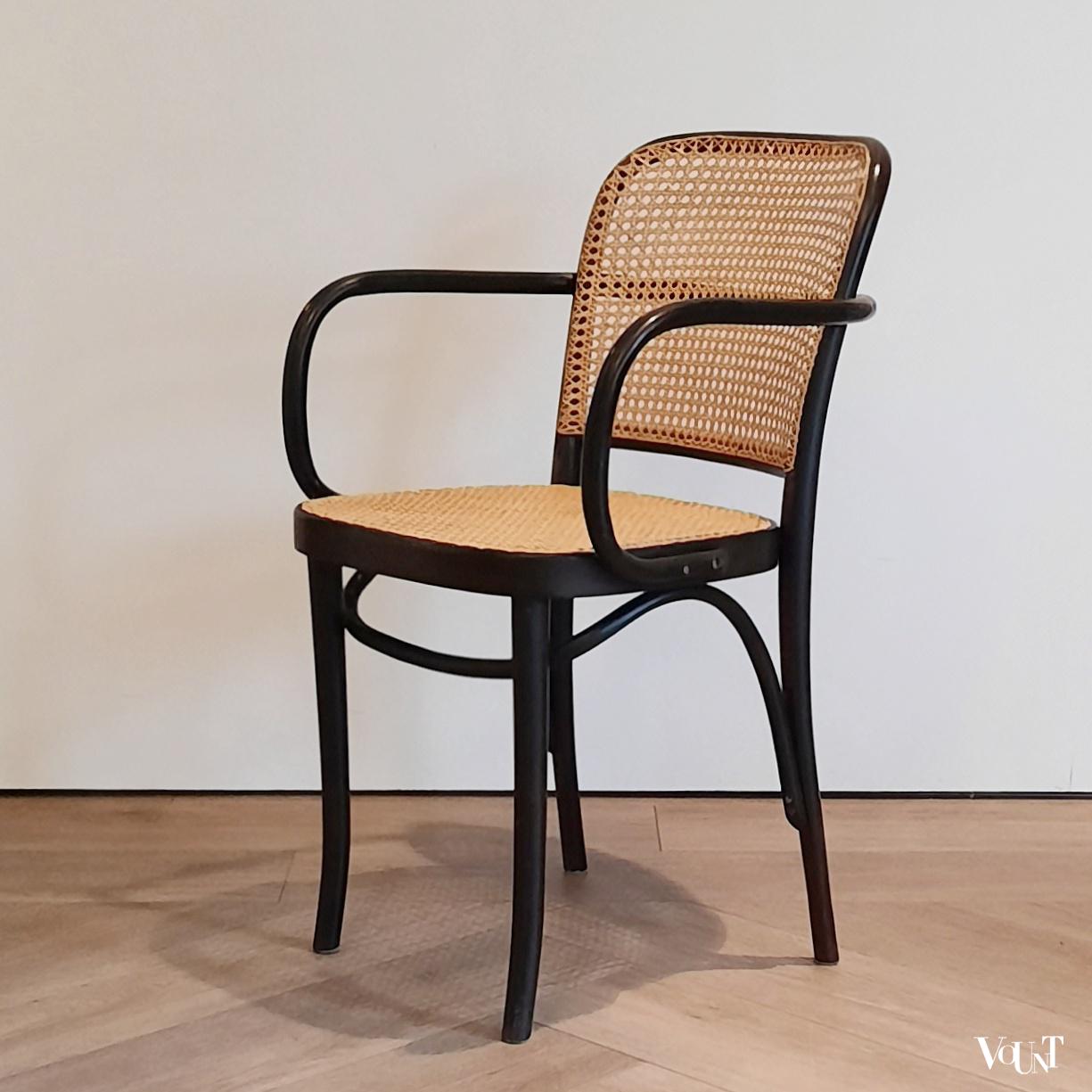 Set van 2 Praag of 811 stoelen, FMG, jaren '60