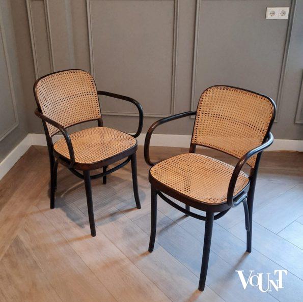Set van 2 Praag of 811 stoelen, FMG, jaren '60