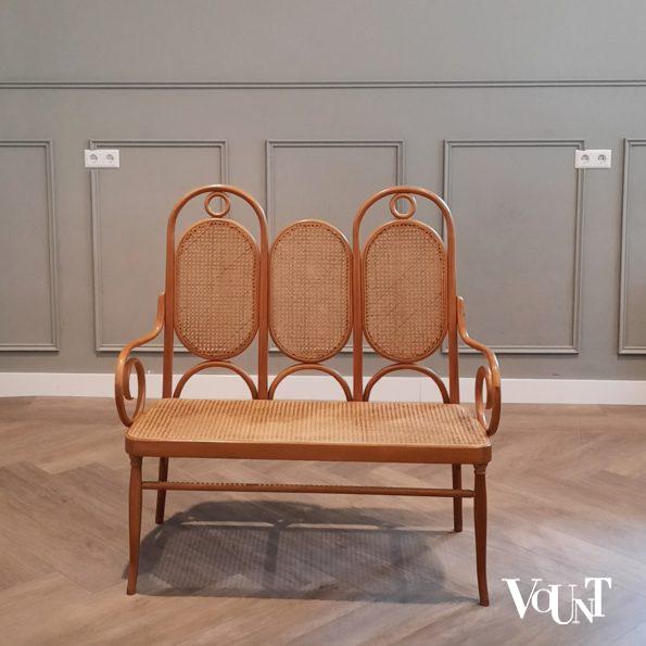 Beukenhouten bentwood / rotan bank nr. 207, Thonet, jaren '70