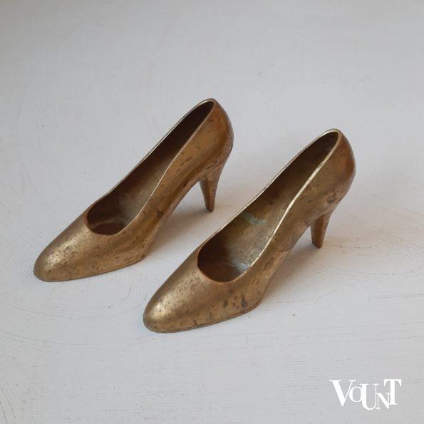 Paar messing damesschoenen, jaren '60