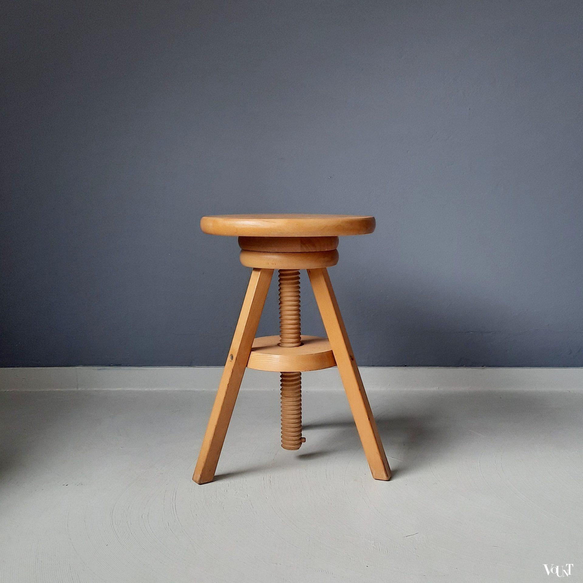 Vintage houten atelierkruk