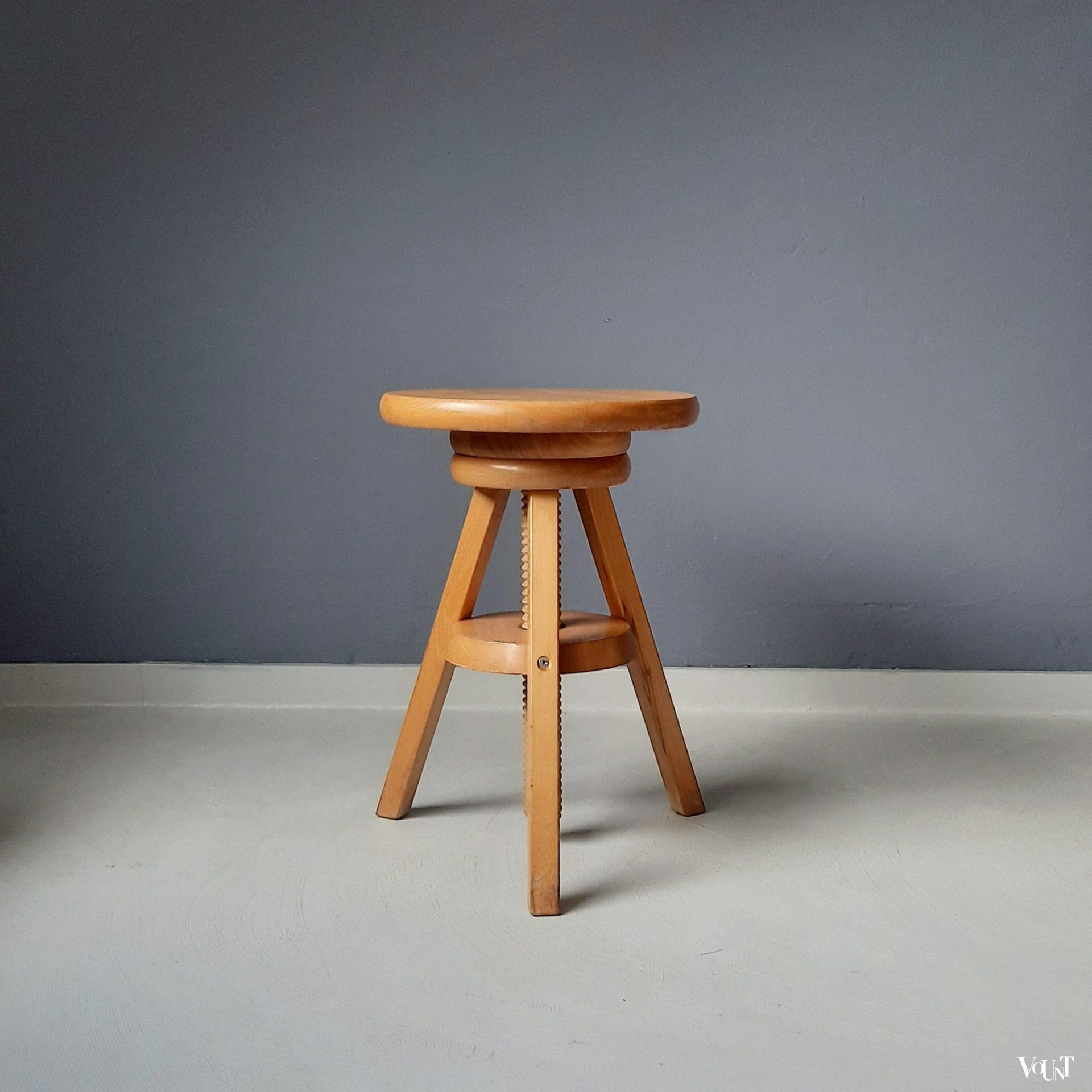 Vintage houten atelierkruk