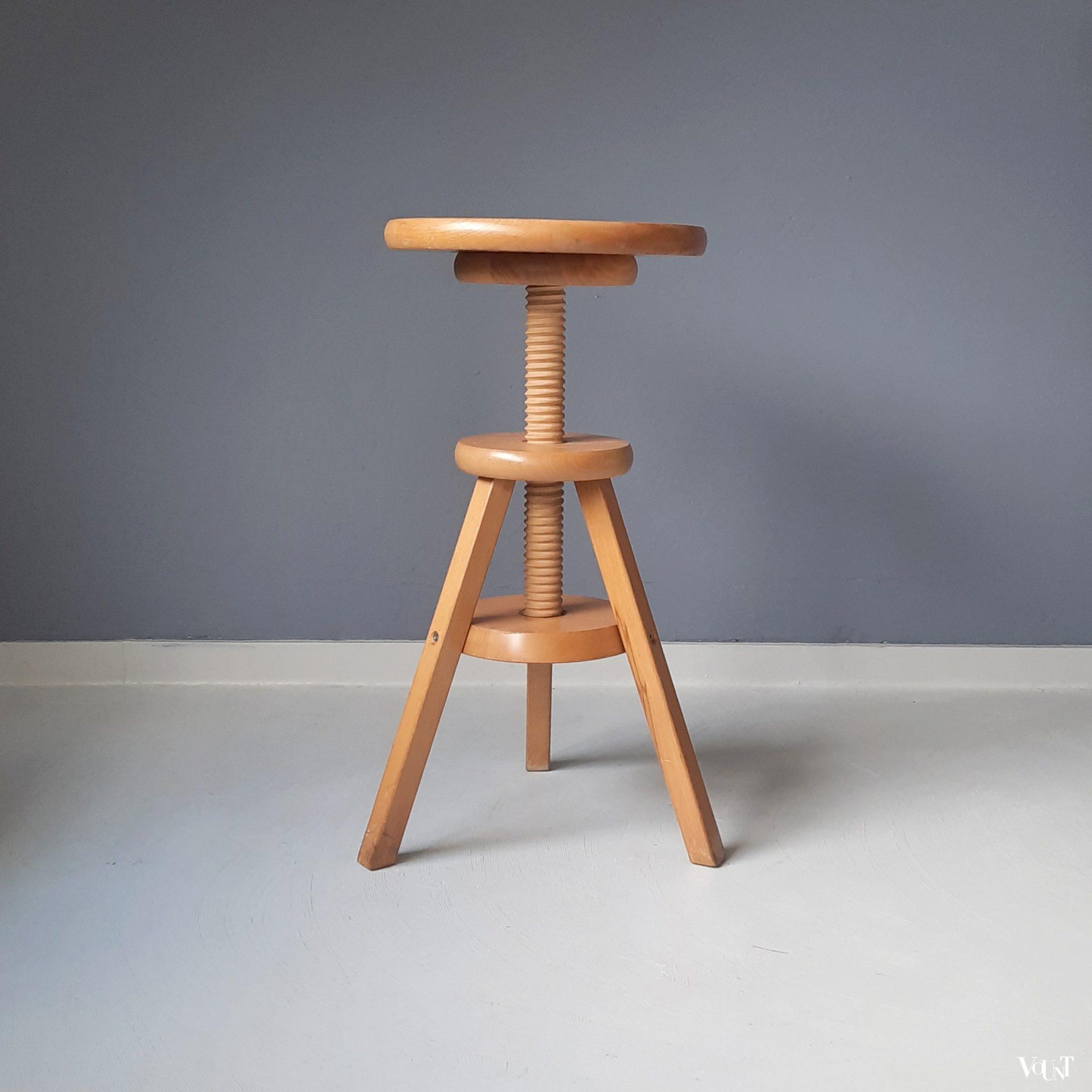 Vintage houten atelierkruk