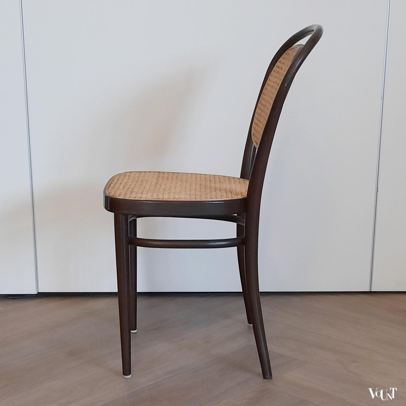 Set van 6 stoelen nr. 215 R, Thonet, jaren '70