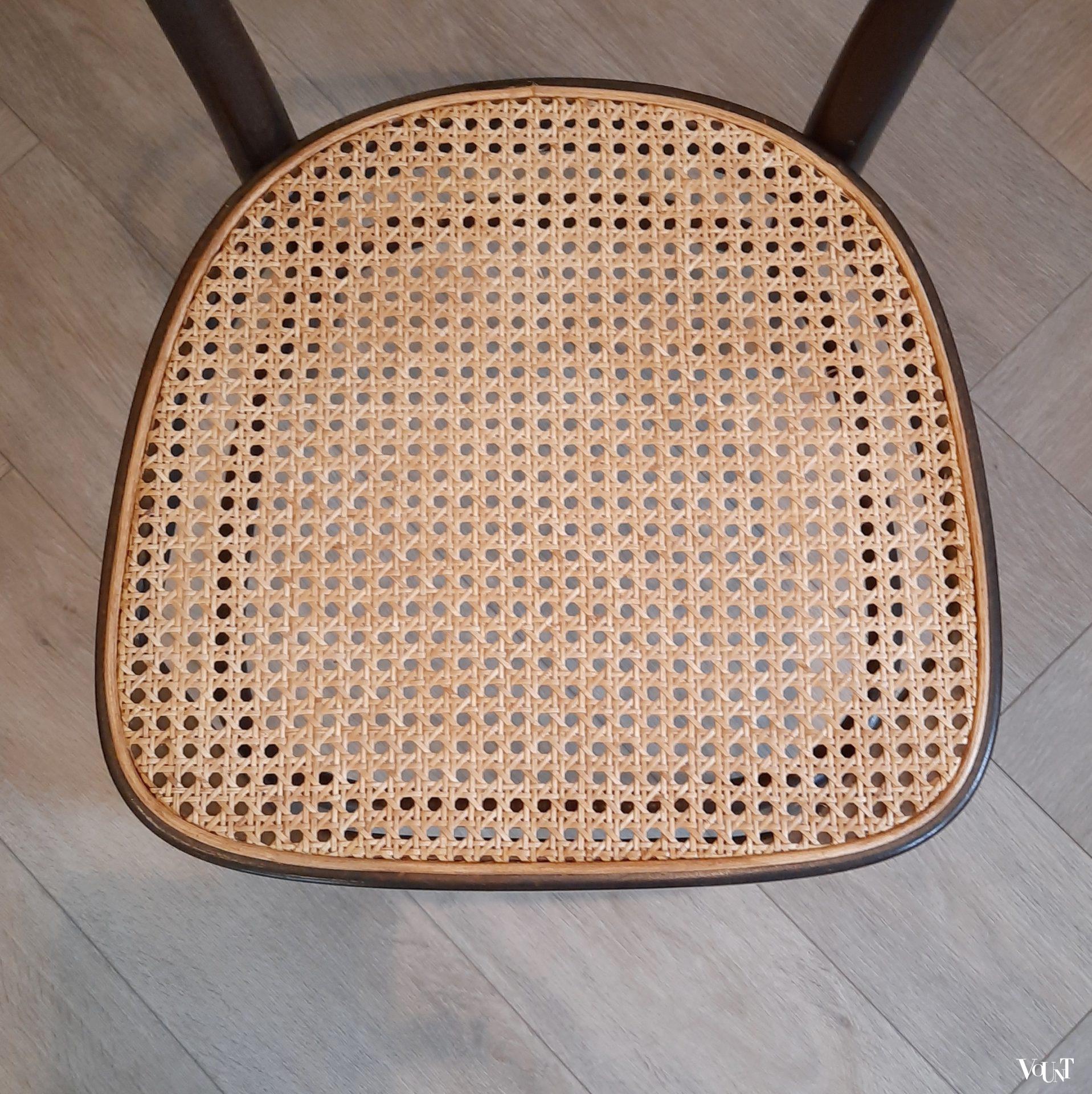 Set van 6 stoelen nr. 215 R, Thonet, jaren '70