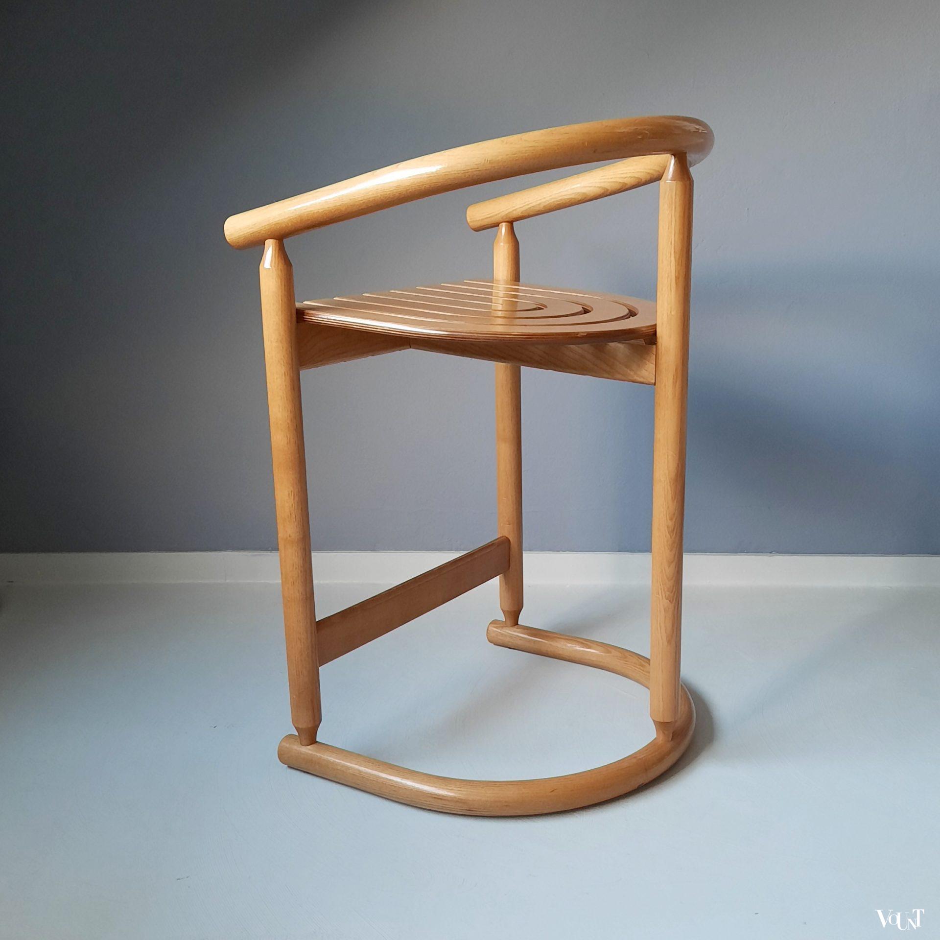 Set van 2 essenhouten barstoelen, Allmilmö, jaren '80/'90