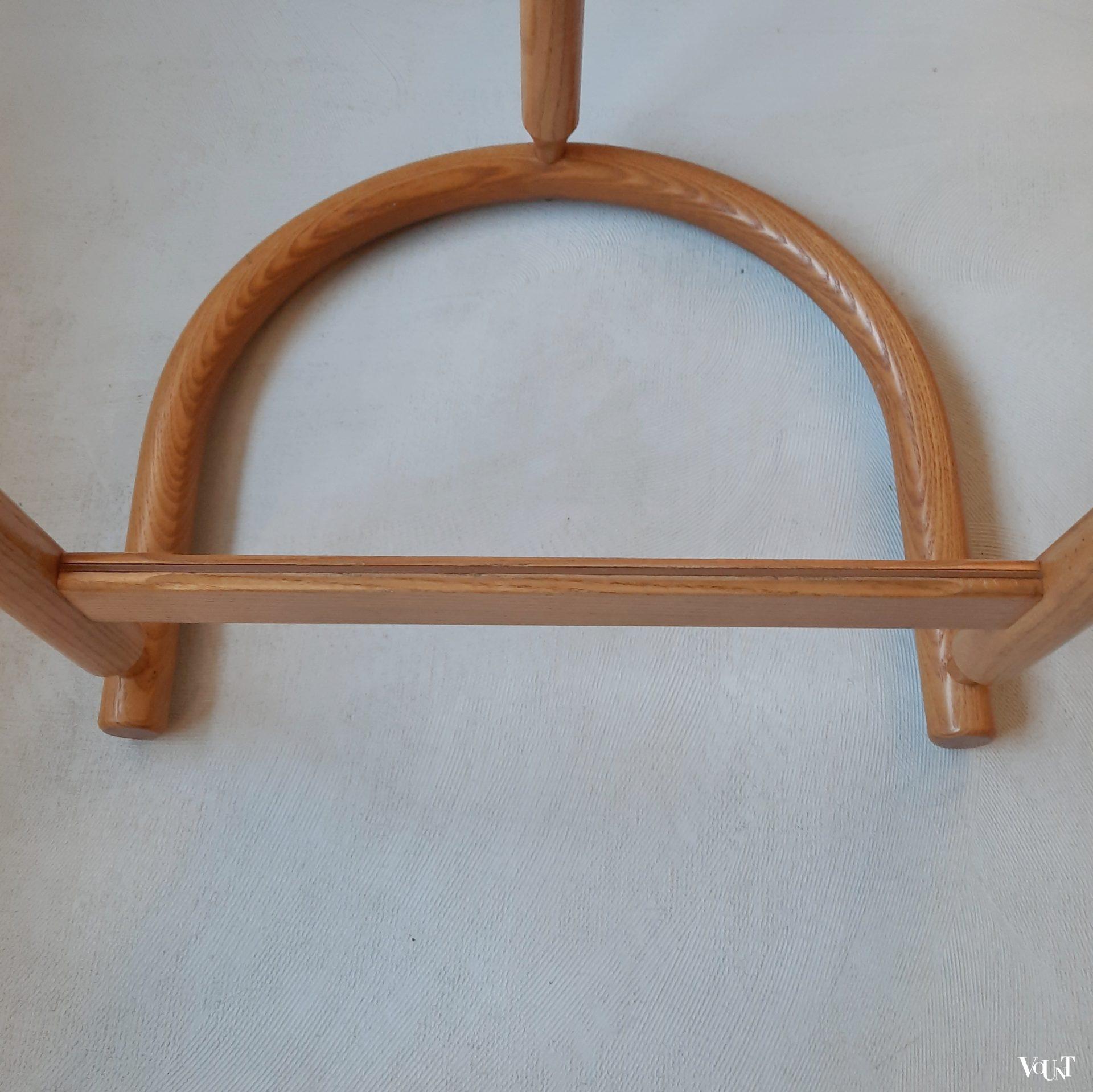 Set van 2 essenhouten barstoelen, Allmilmö, jaren '80/'90