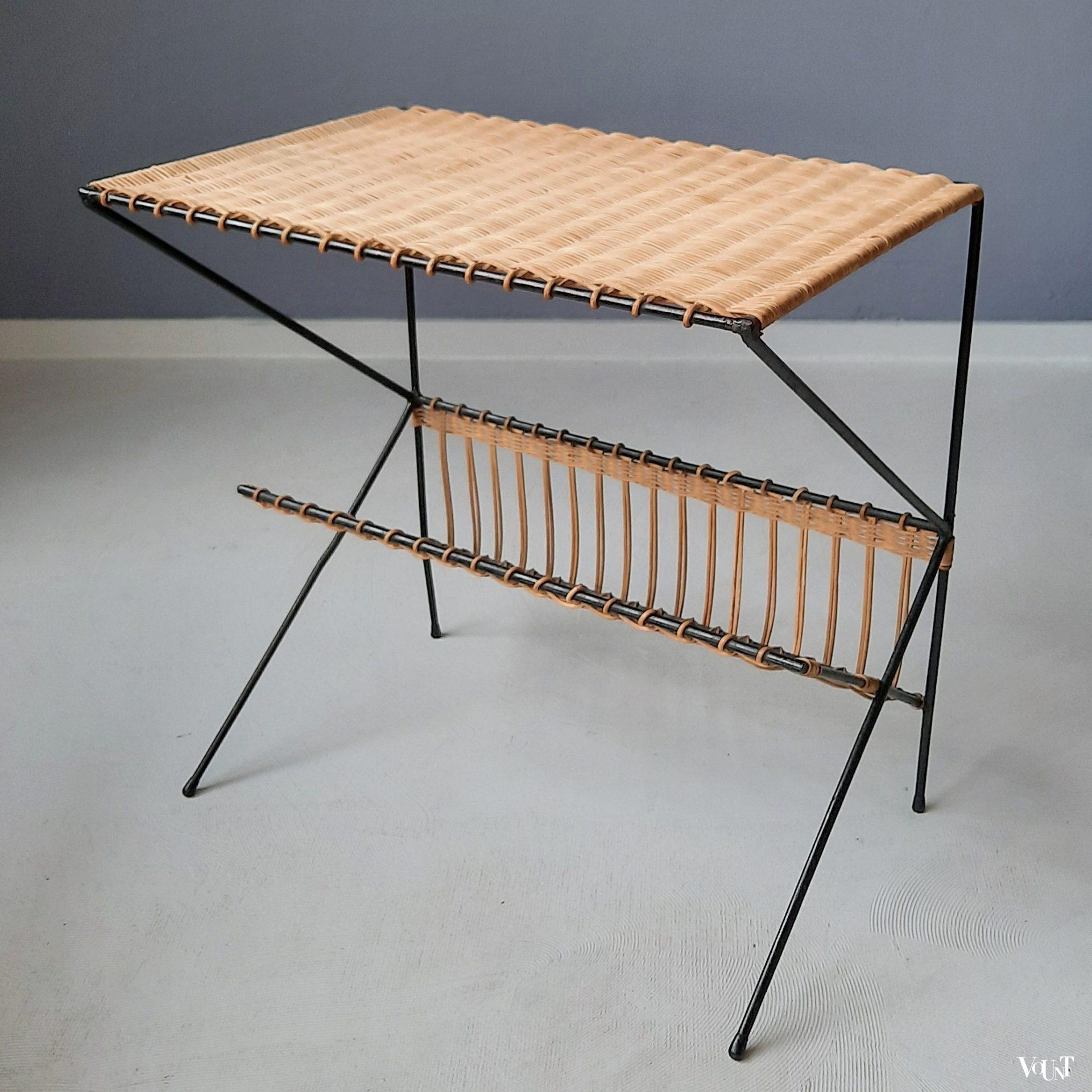 Bijzettafeltje met lectuurhouder, Raoul Guys, jaren '50