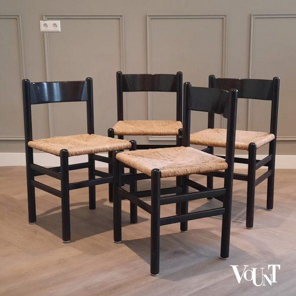 Set van 4 vintage zwarte eettafelstoelen met biezen zittingen, jaren '60/'70