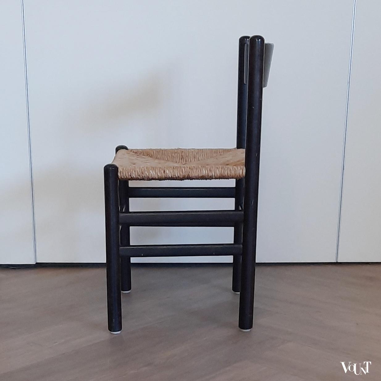 Set van 4 vintage zwarte eettafelstoelen met biezen zittingen, jaren '60/'70