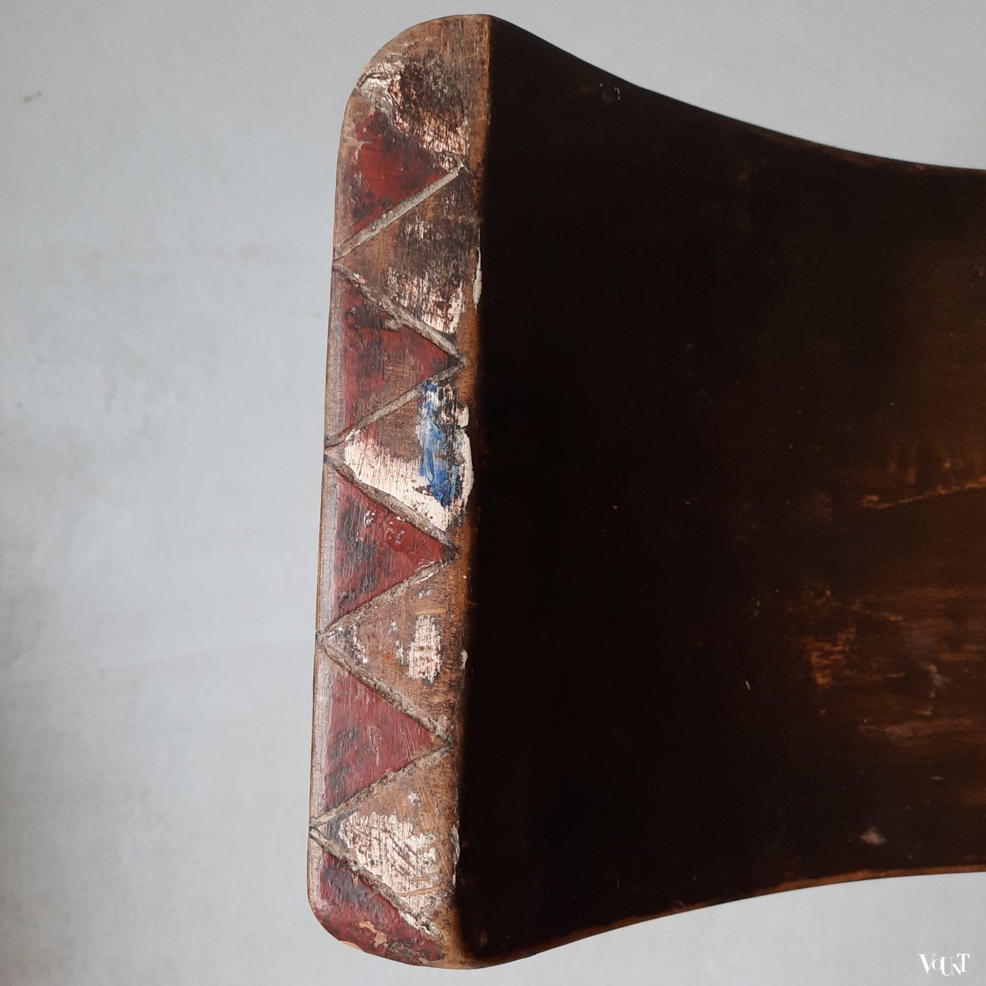 Kubistische Asante of ashanti "tribal" kruk, Ghana, 1e helft 20e eeuw