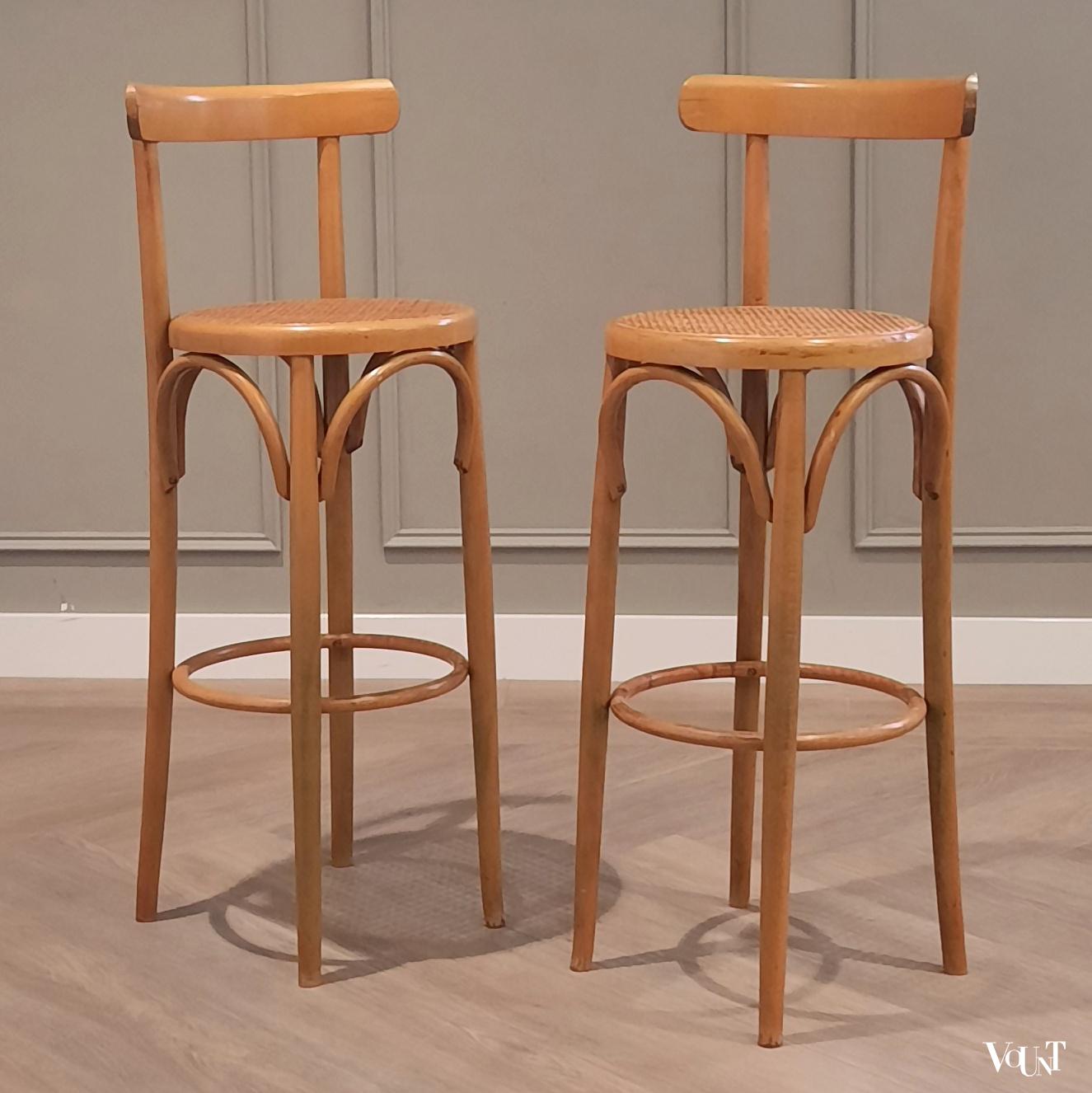 Set van 2 vintage bentwood barkrukken, jaren '70