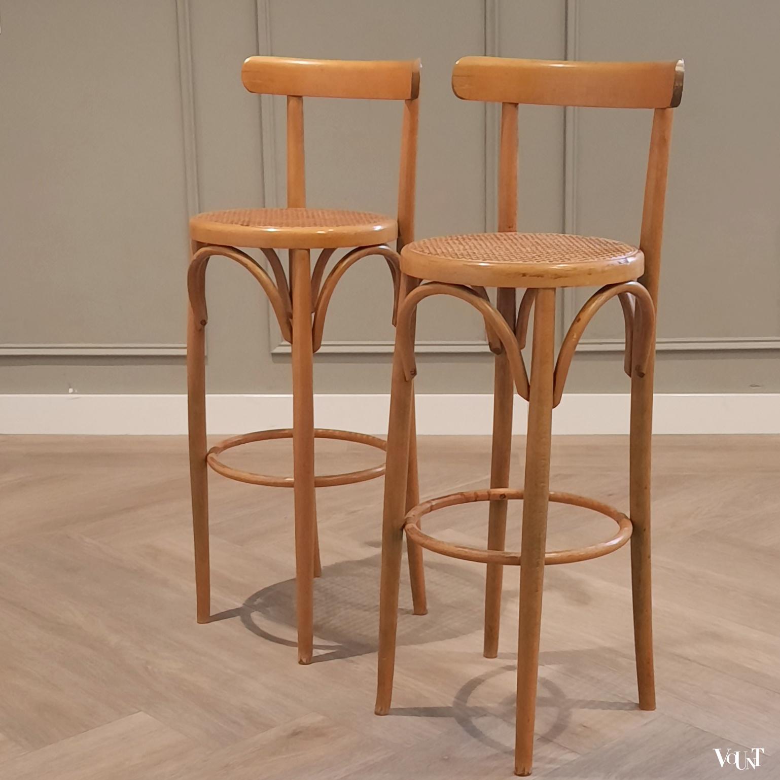 Set van 2 vintage bentwood barkrukken, jaren '70