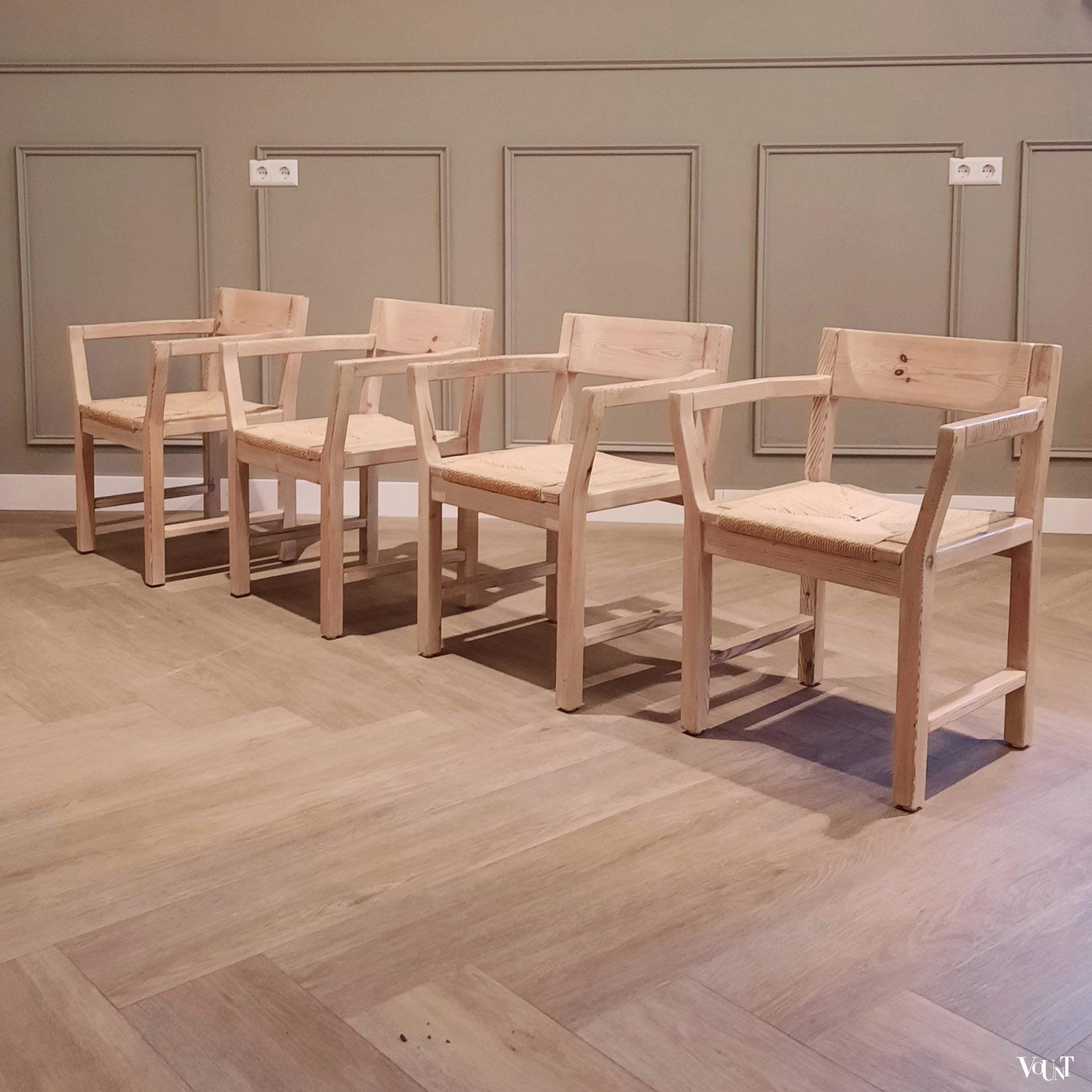 Set van 4 grenen stoelen met papercord zitting, Tage Poulsen voor Gramrode, jaren '70