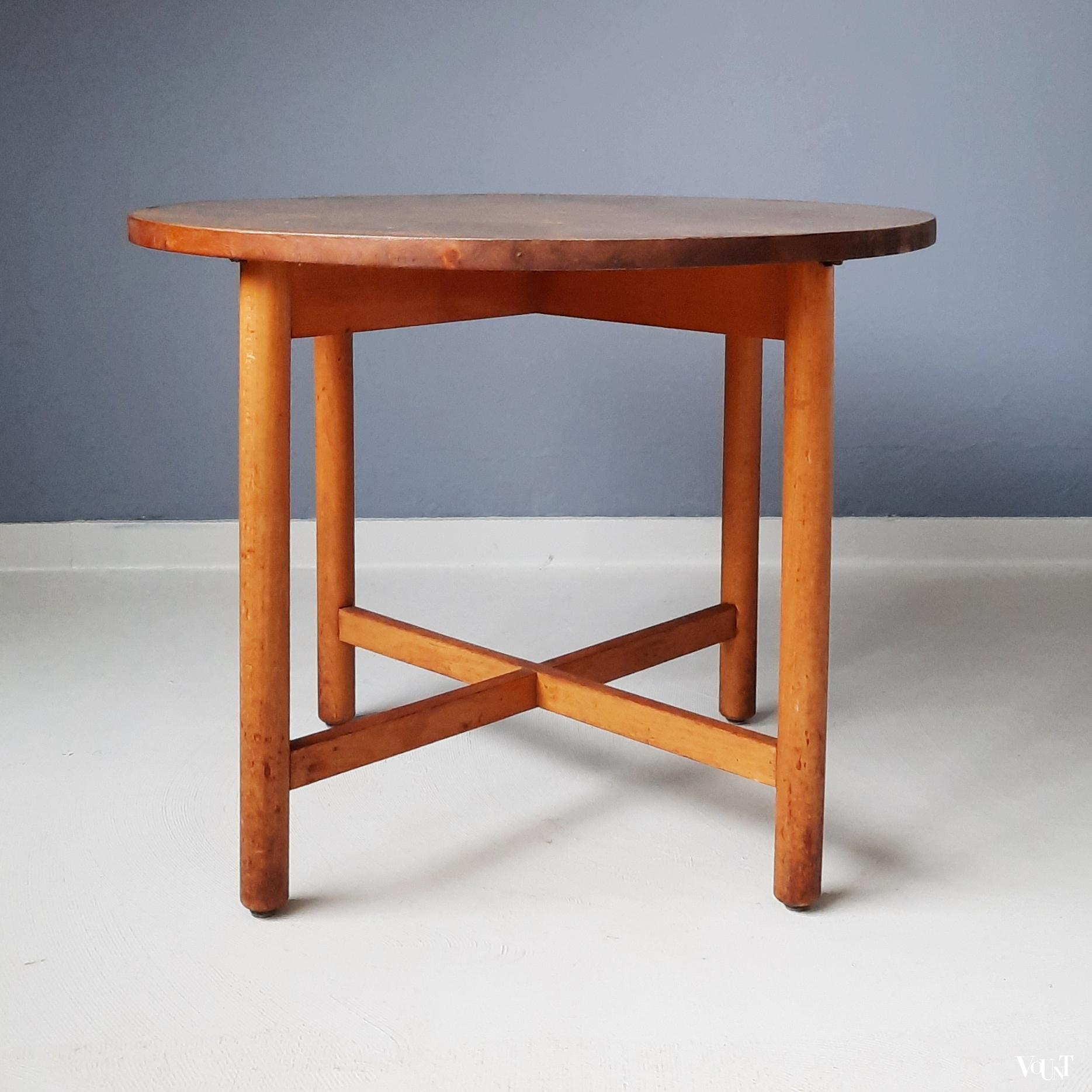 Bijzettafeltje beuken met "gouden" blad