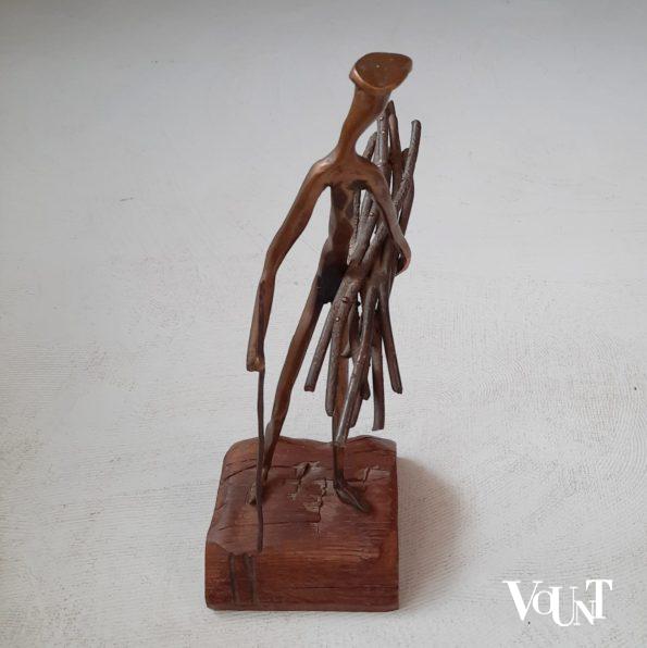 Modernistisch bronzen figuur houtsprokkelaar, Yves Lohé