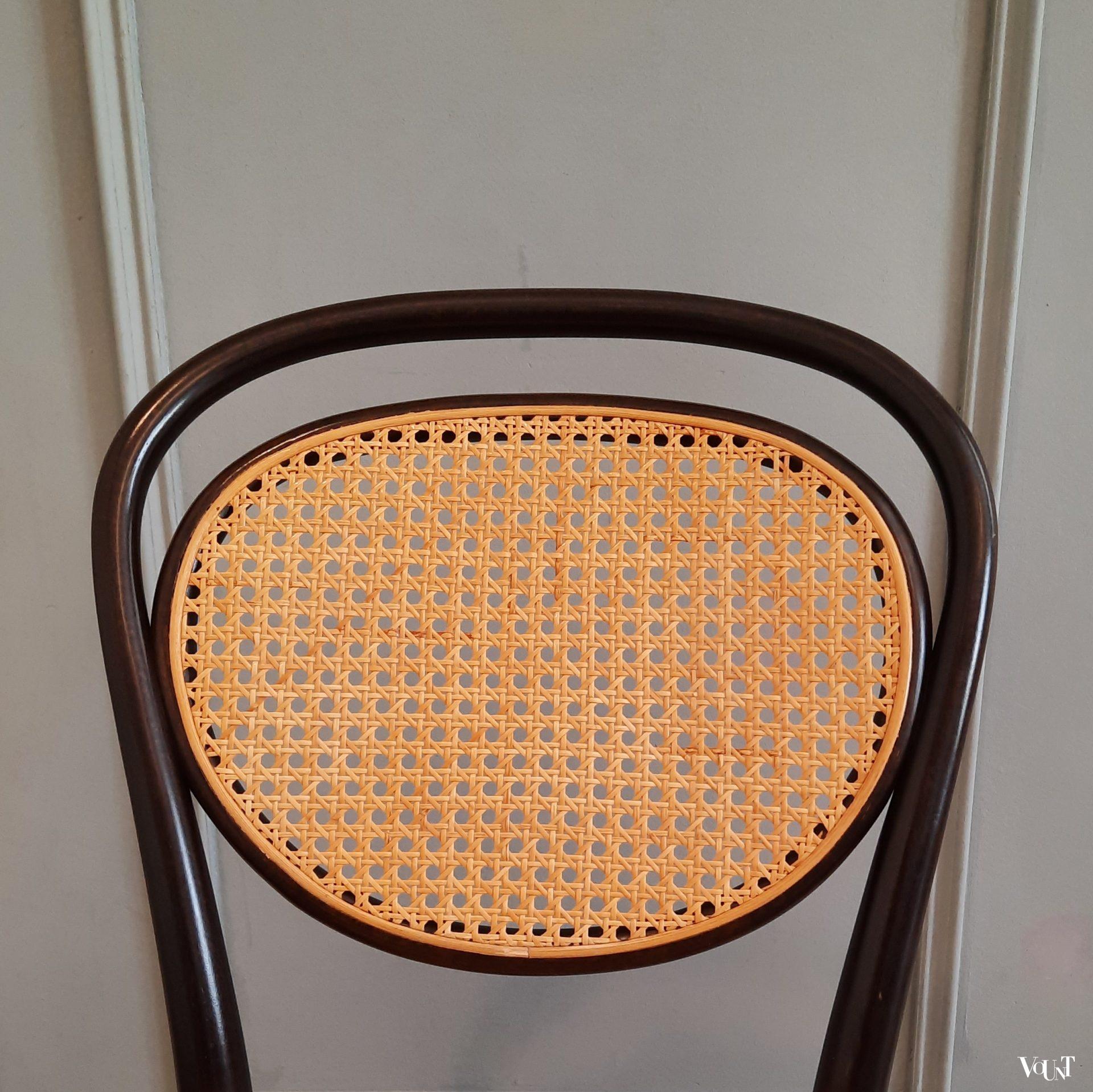 Stoel nr. 215 R, Thonet, jaren '80 (bruin)