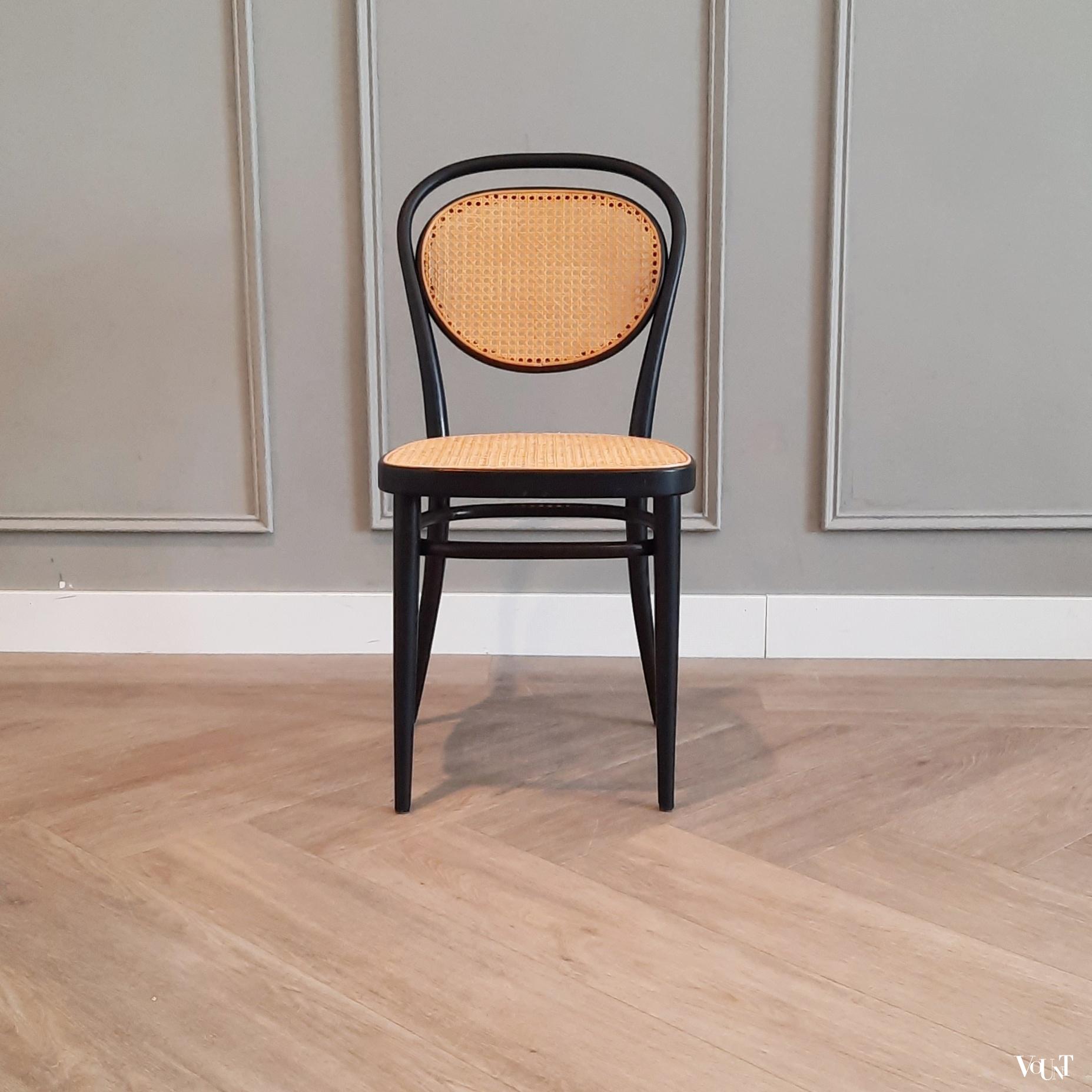 Stoel nr. 215 R, Thonet, jaren '80 (zwart)