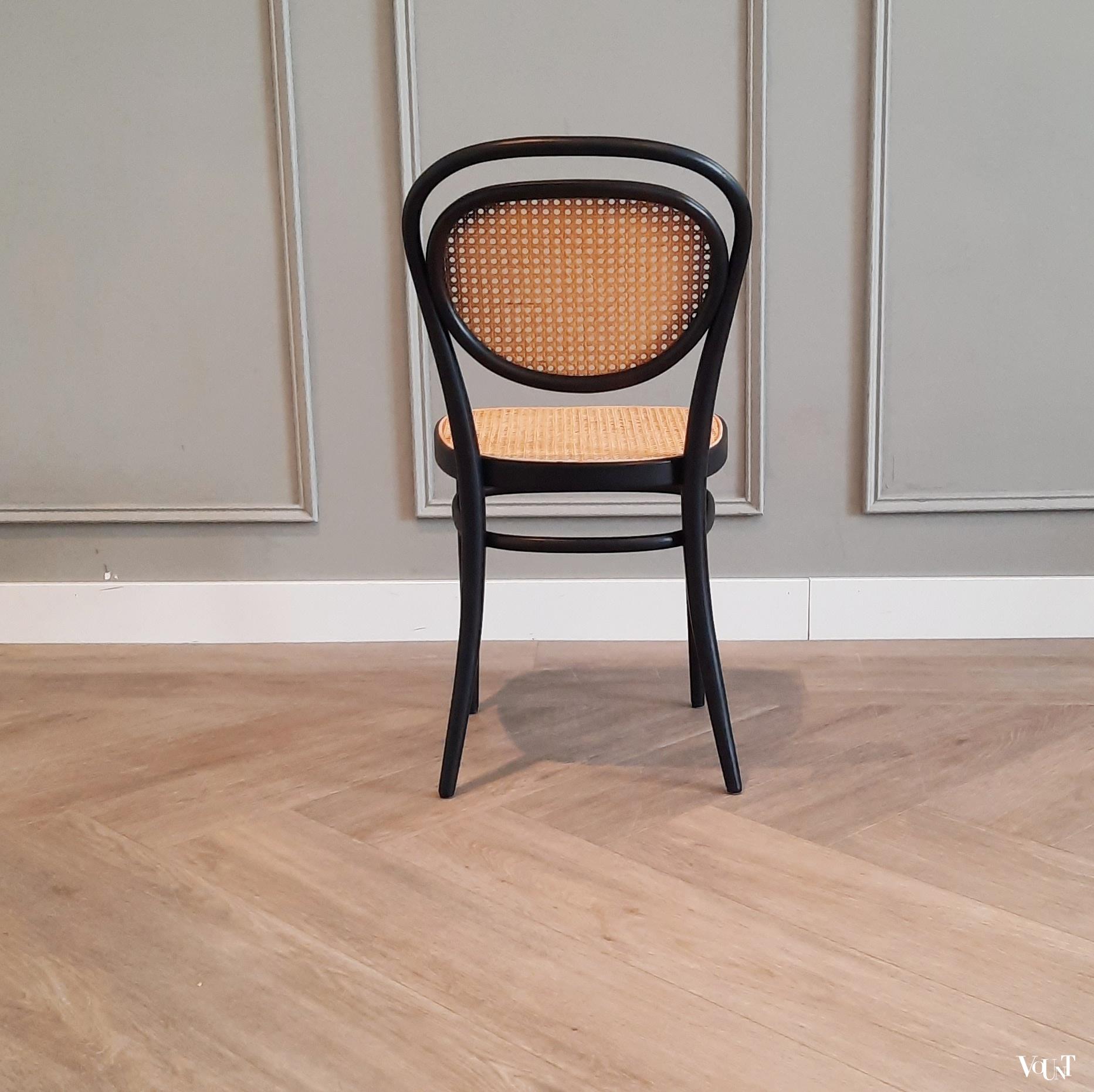 Stoel nr. 215 R, Thonet, jaren '80 (zwart)