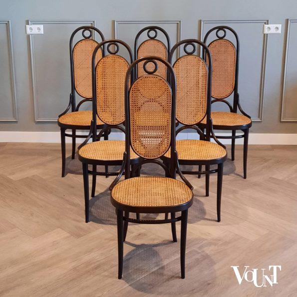 Set van 6 stoelen nr. 207 R, Thonet, jaren '70