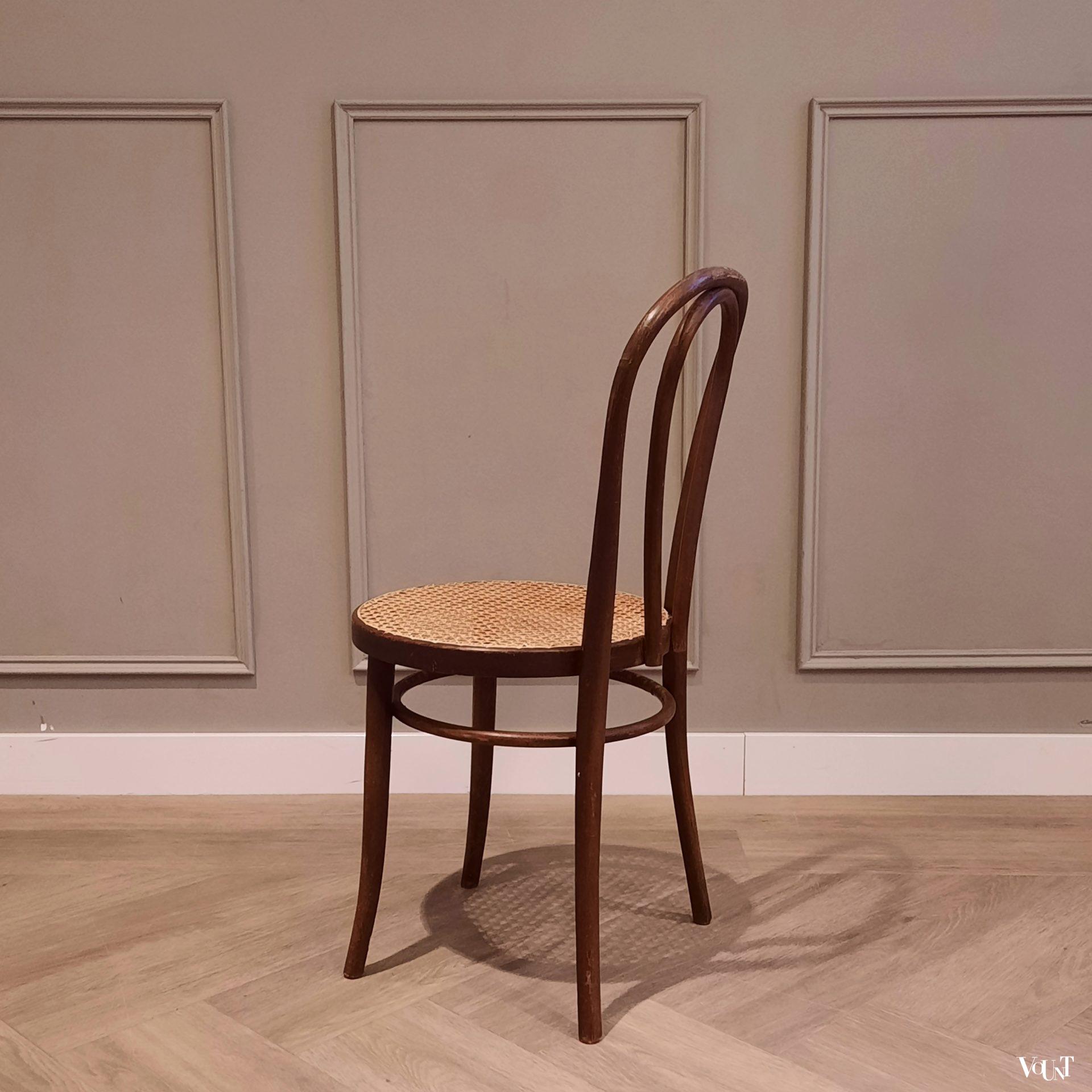 Set van 4 nr. 18 stoelen, Romania, jaren '60/'70