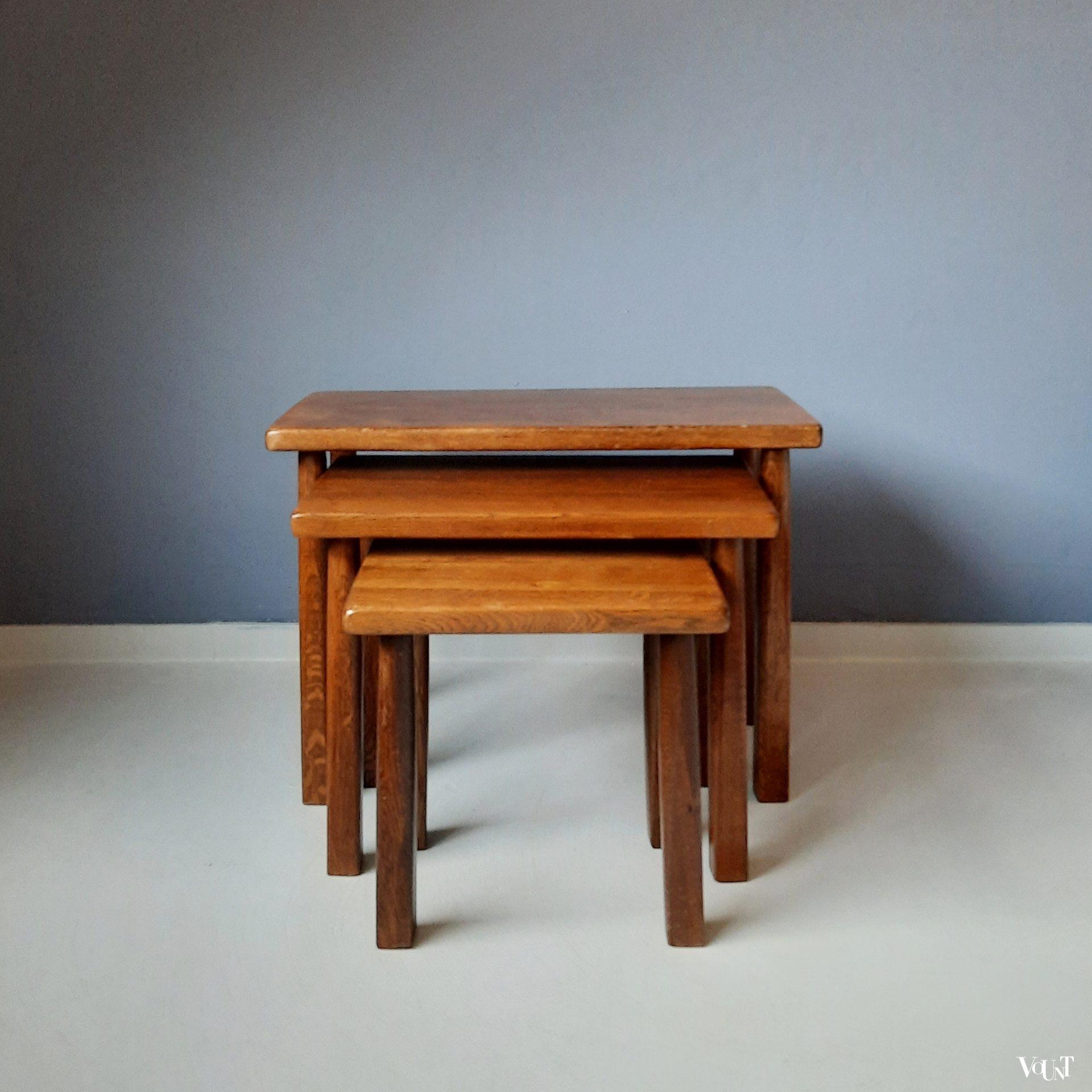 Brutalist set van 3 bijzettafels, jaren '60