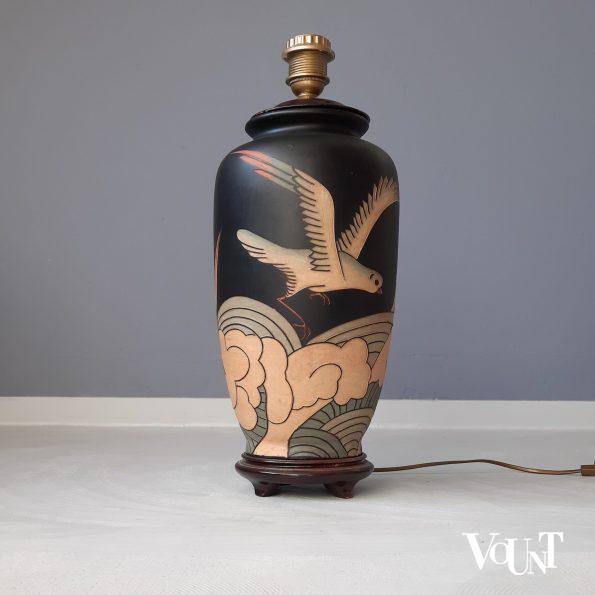 Chinese vaaslamp met reliëfdecoratie vogels, jaren '80