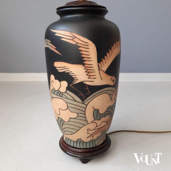 Chinese vaaslamp met reliëfdecoratie vogels, jaren '80
