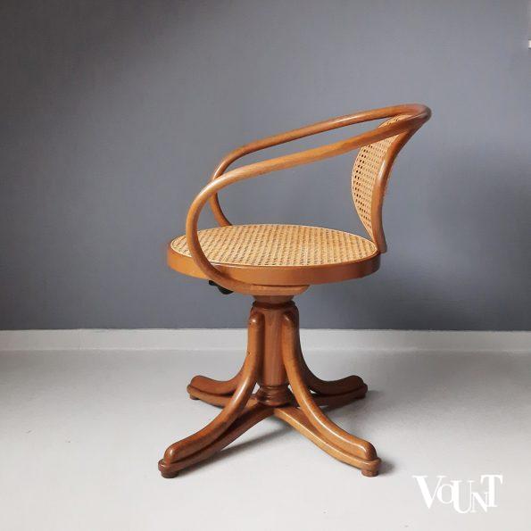 Thonet bureaustoel nr. 5501, 1982