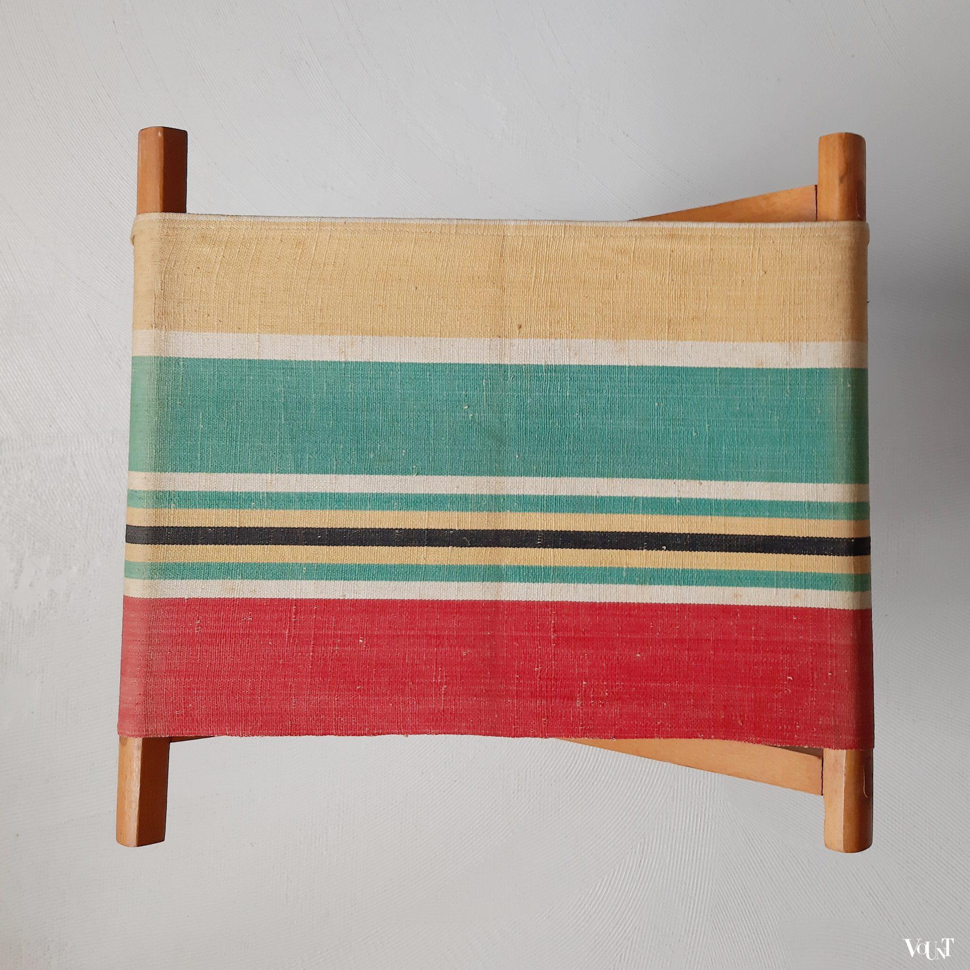 Set van vintage 2 vouwkrukjes / strandkrukjes