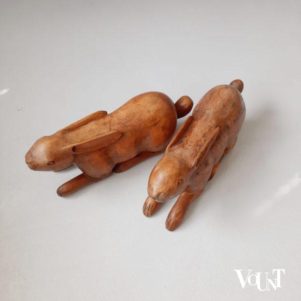 Set van 2 grote vintage houten hazen