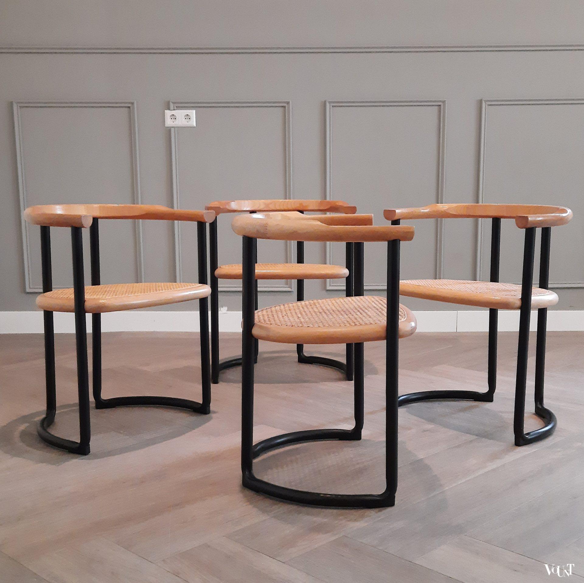 Set van 4 Achillea stoelen, Tito Agnoli voor Ycami Collection, jaren '70