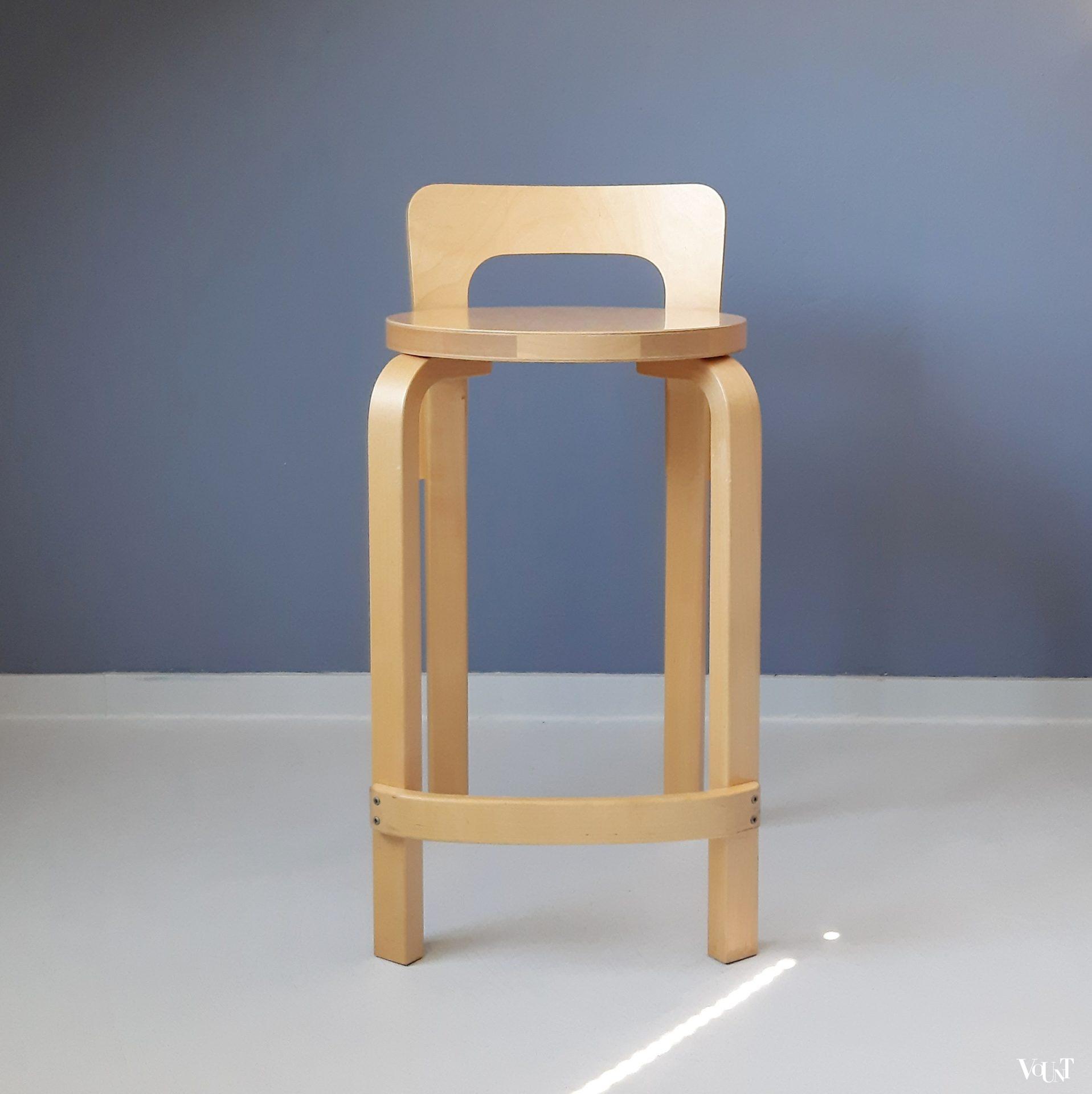 Hoge kruk / high chair K65, Alvar Aalto voor Artek (Finland), 2006