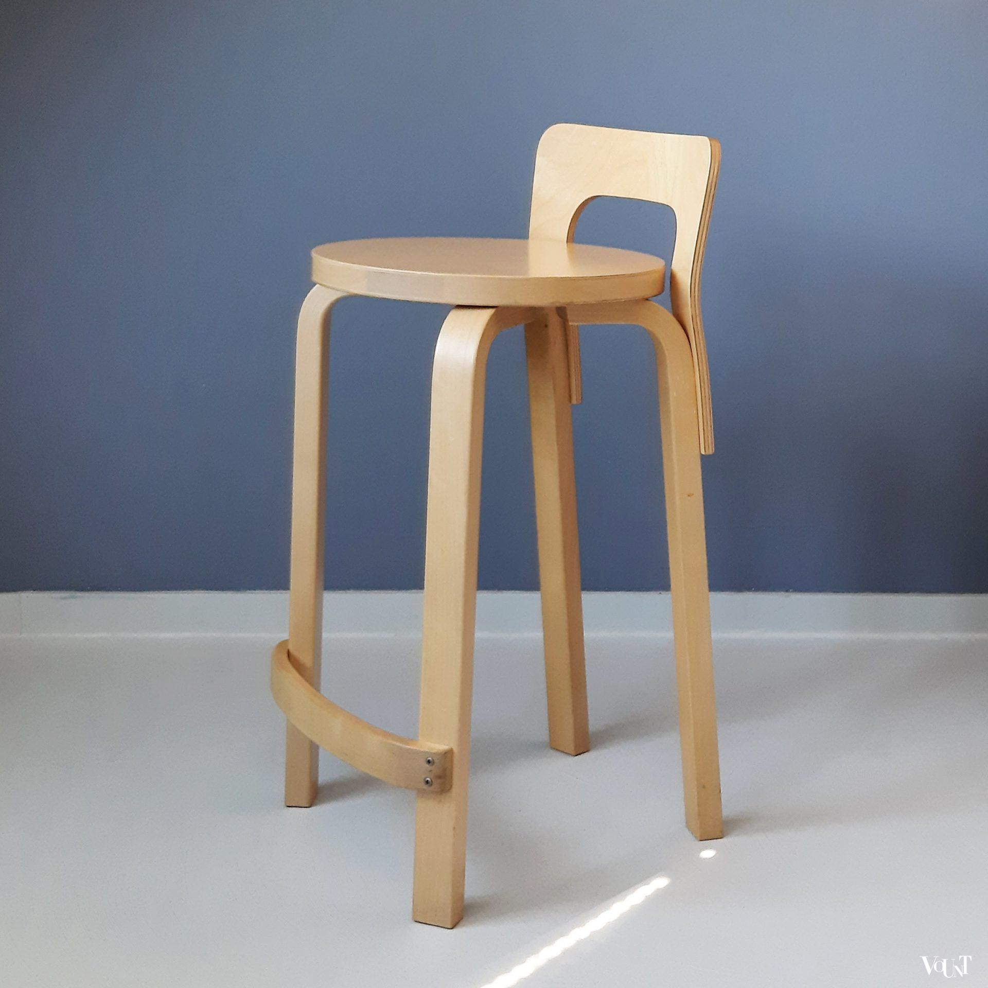 Hoge kruk / high chair K65, Alvar Aalto voor Artek (Finland), 2006