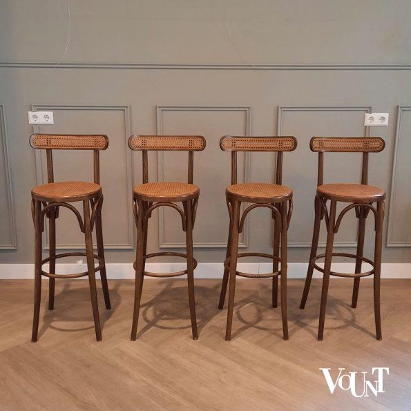 Set van 4 vintage bentwood barkrukken, jaren '70