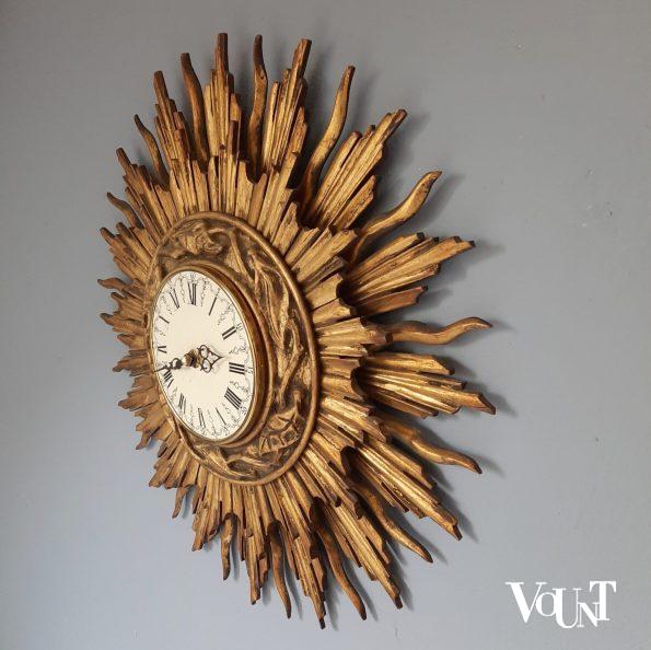 Houten zonneklok (Ø 45 cm), Stijlklokkenfabriek C.J.H. Sens en Zn. Den Haag, jaren '60