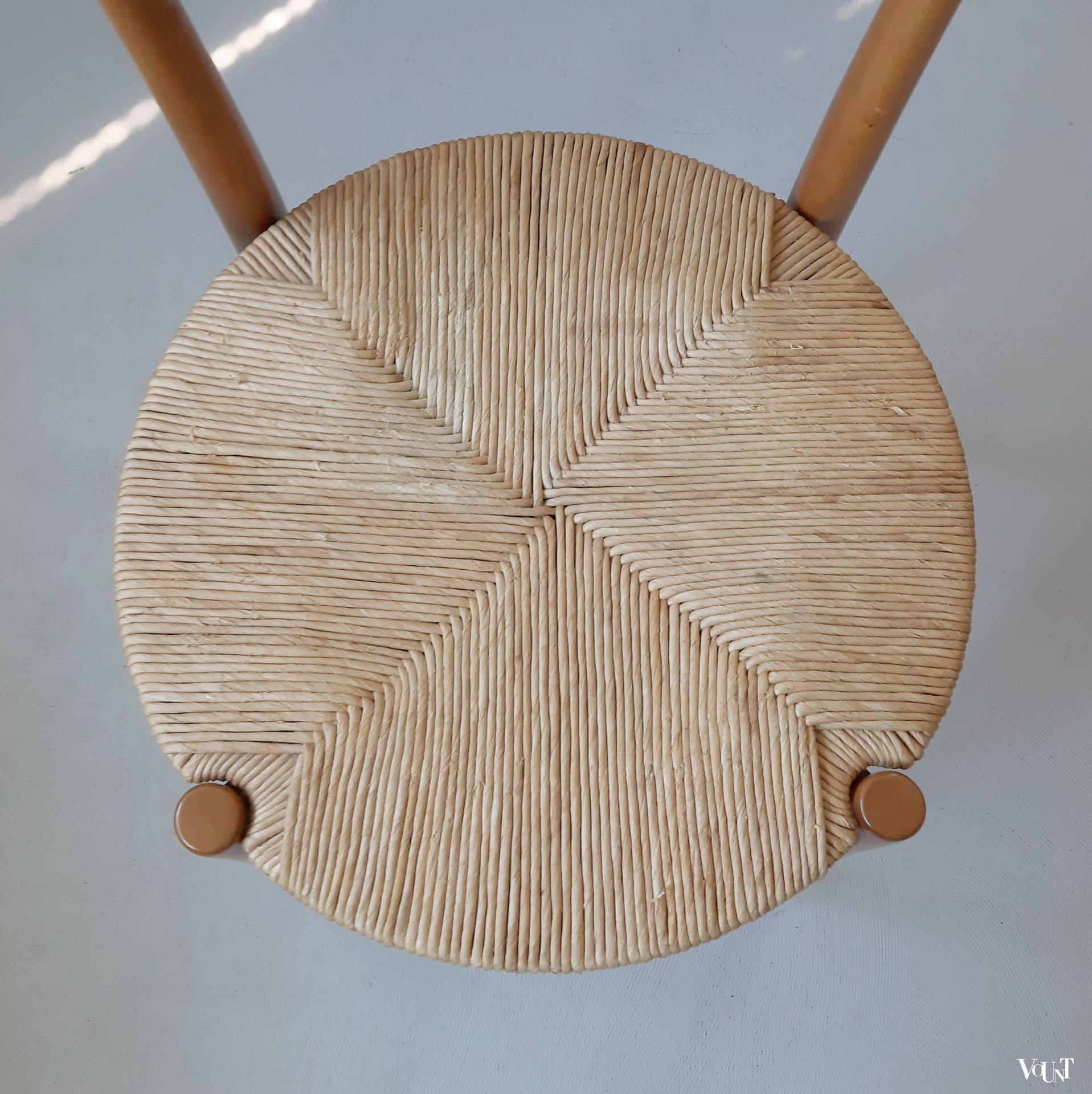 Set van 2 Italiaanse stoeltjes met ronde biezen zitting, jaren '90