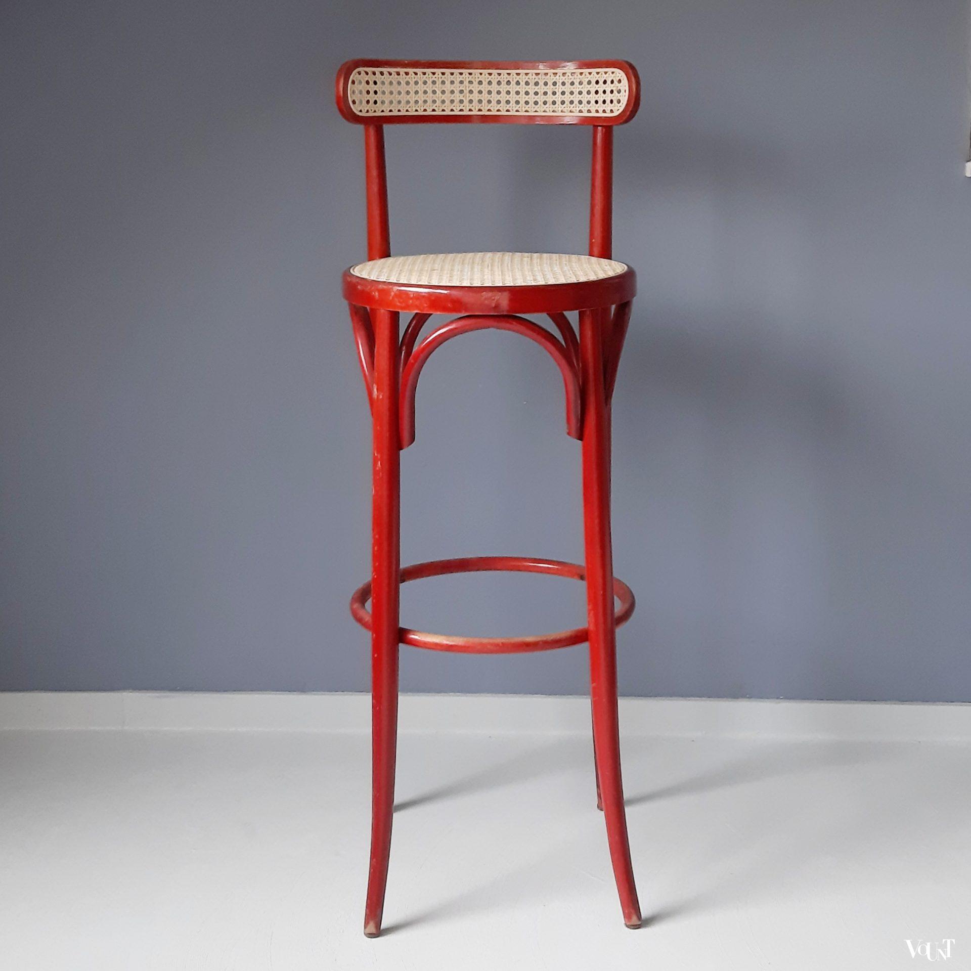 Set van 4 rode bentwood barkrukken, jaren '70